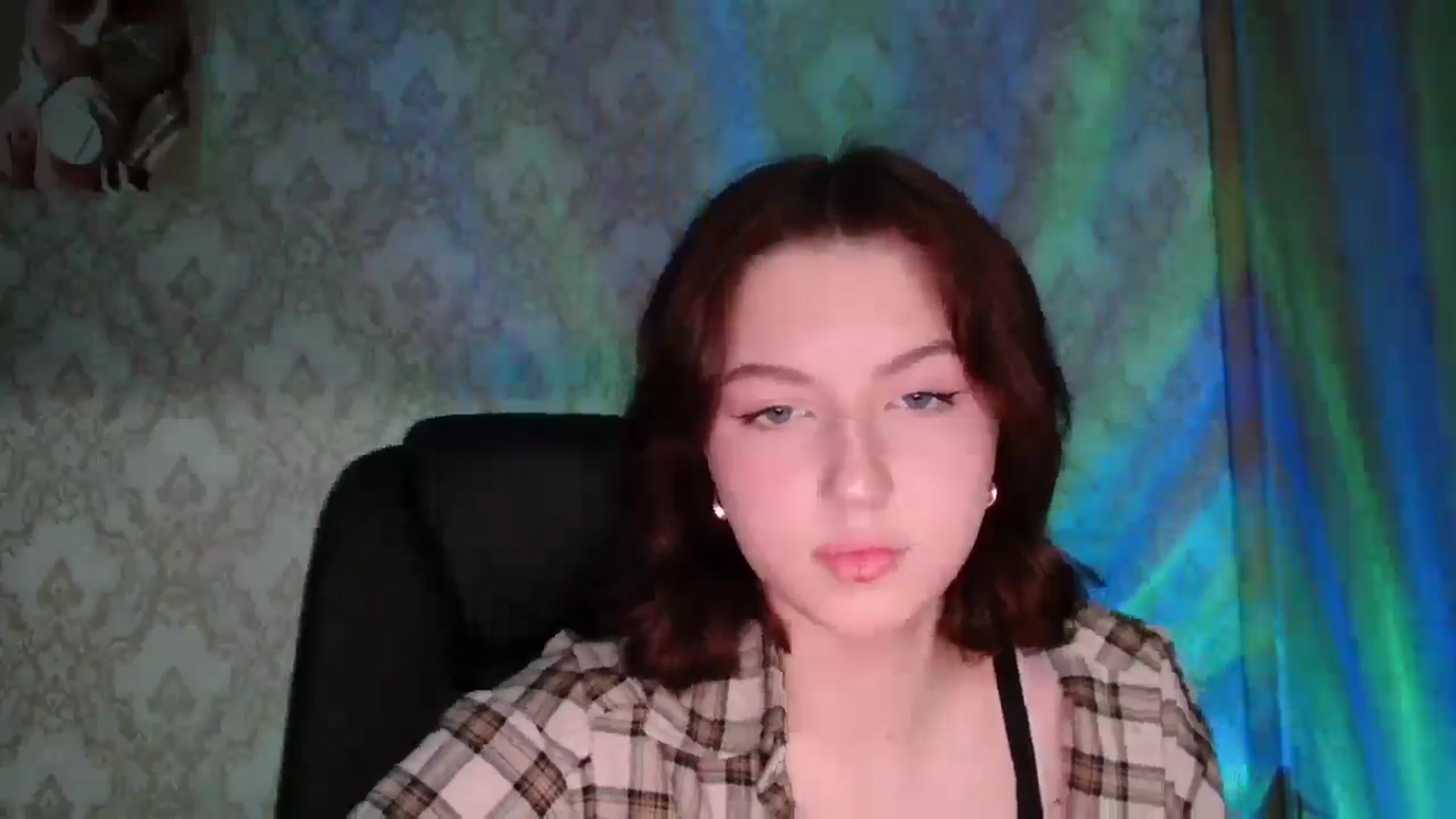 Gallery image thumbnail from YesLady's myfreecams stream on, 03/28/2026, 17:37 image 9 of 20