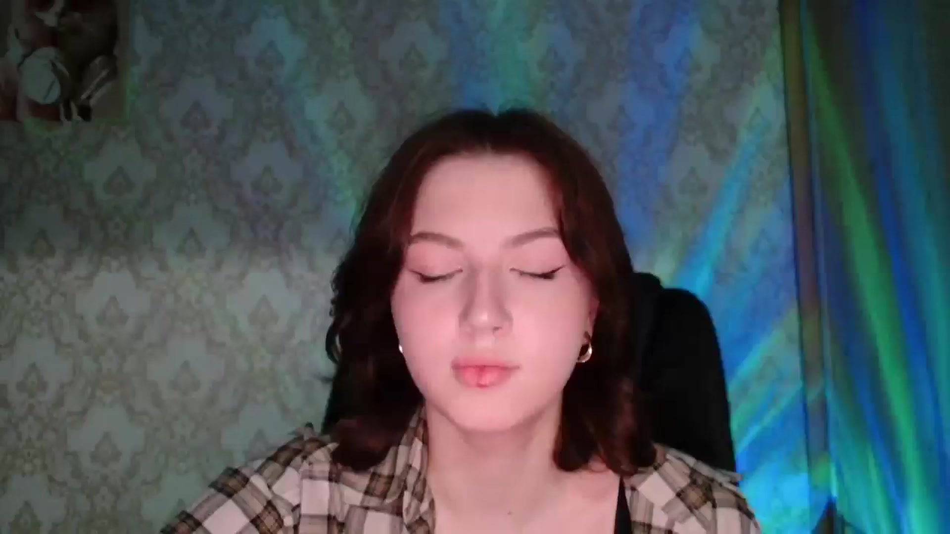 Gallery image thumbnail from YesLady's myfreecams stream on, 03/28/2026, 18:10 image 5 of 20