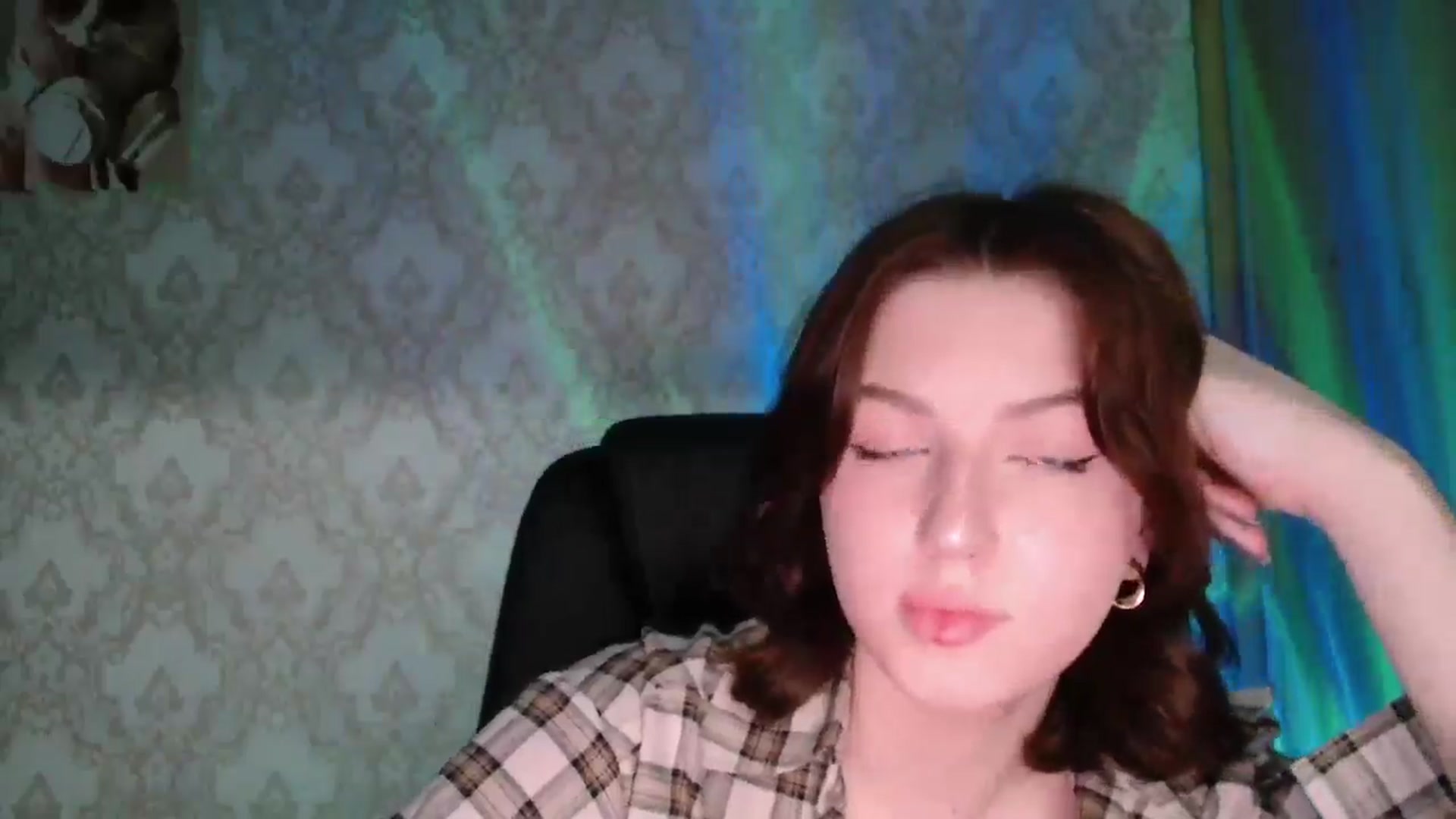Gallery image thumbnail from YesLady's myfreecams stream on, 03/28/2026, 18:10 image 10 of 20