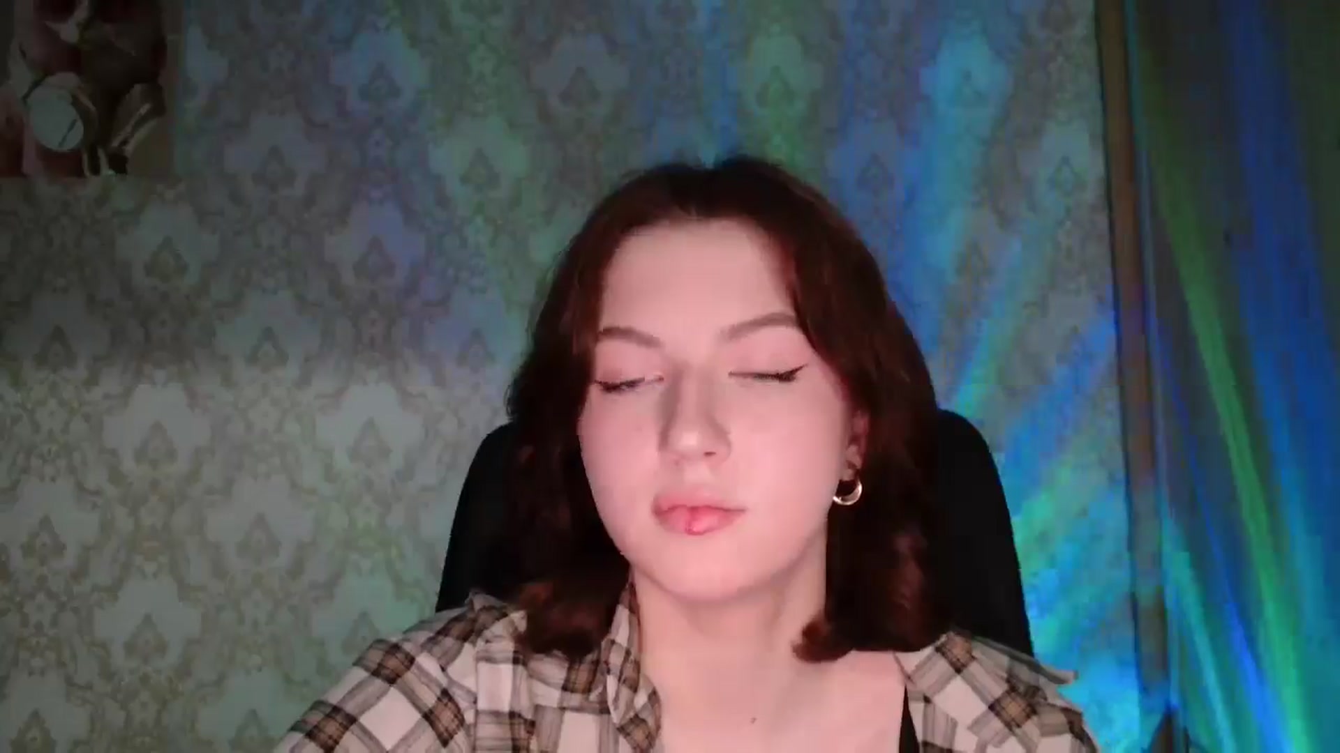 Gallery image thumbnail from YesLady's myfreecams stream on, 03/28/2026, 18:10 image 13 of 20