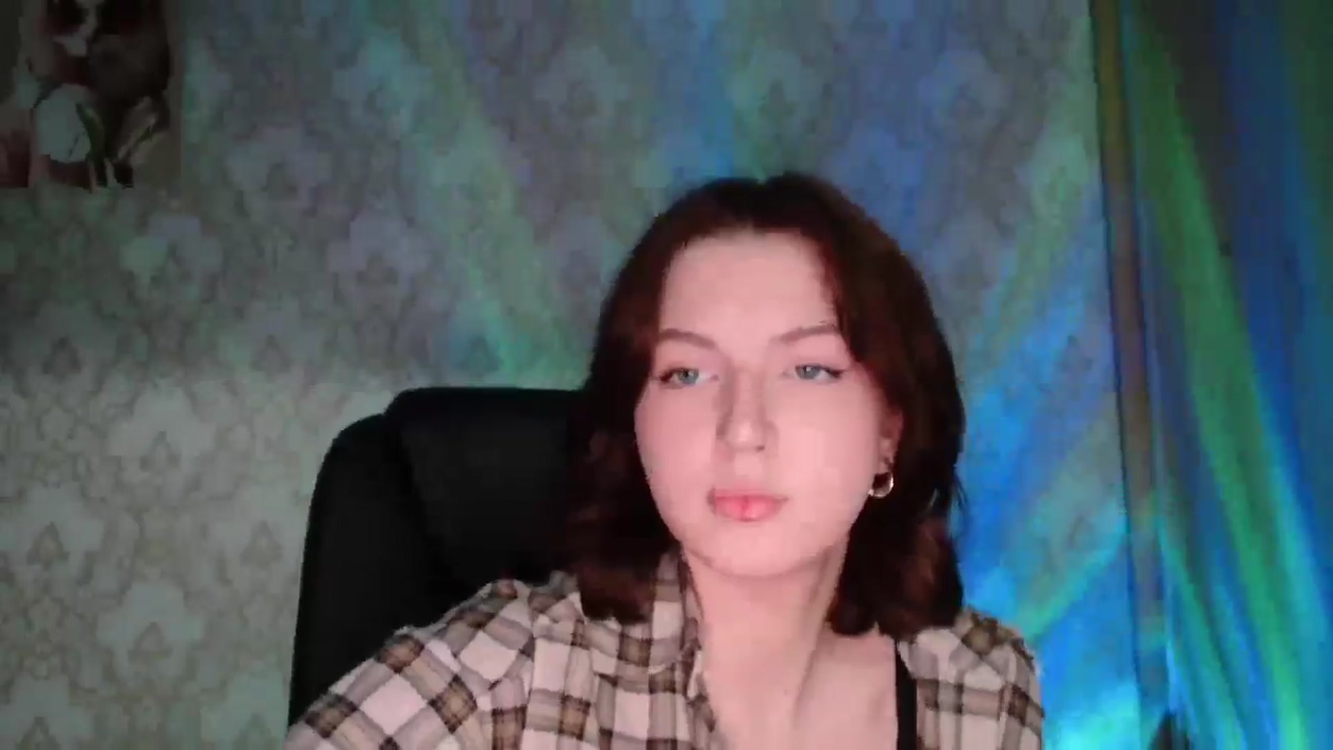 Gallery image thumbnail from YesLady's myfreecams stream on, 03/28/2026, 18:10 image 2 of 20