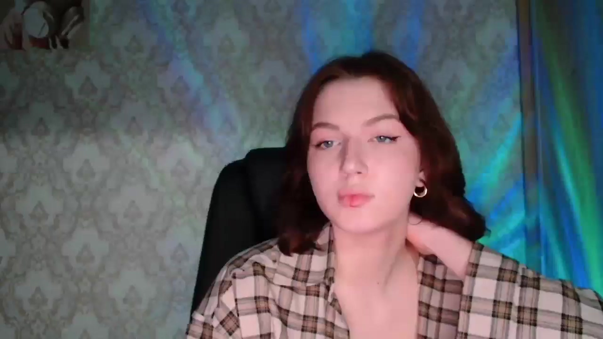Gallery image thumbnail from YesLady's myfreecams stream on, 03/28/2026, 18:53 image 18 of 20