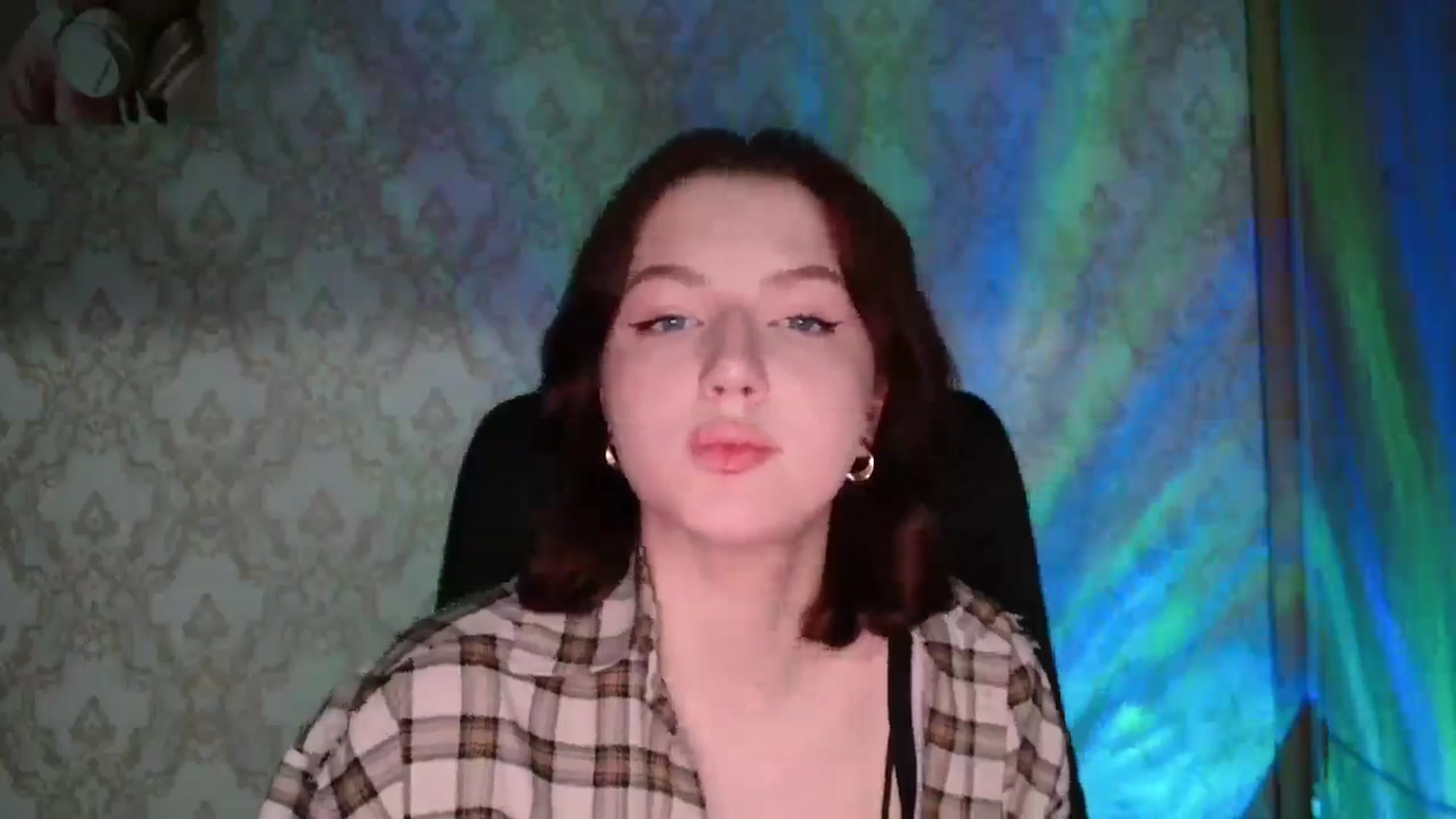 Gallery image thumbnail from YesLady's myfreecams stream on, 03/28/2026, 18:53 image 11 of 20