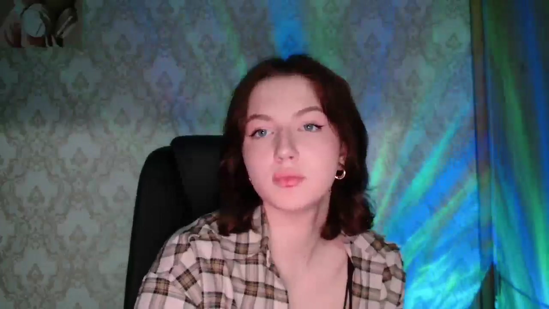 Gallery image thumbnail from YesLady's myfreecams stream on, 03/28/2026, 18:53 image 15 of 20