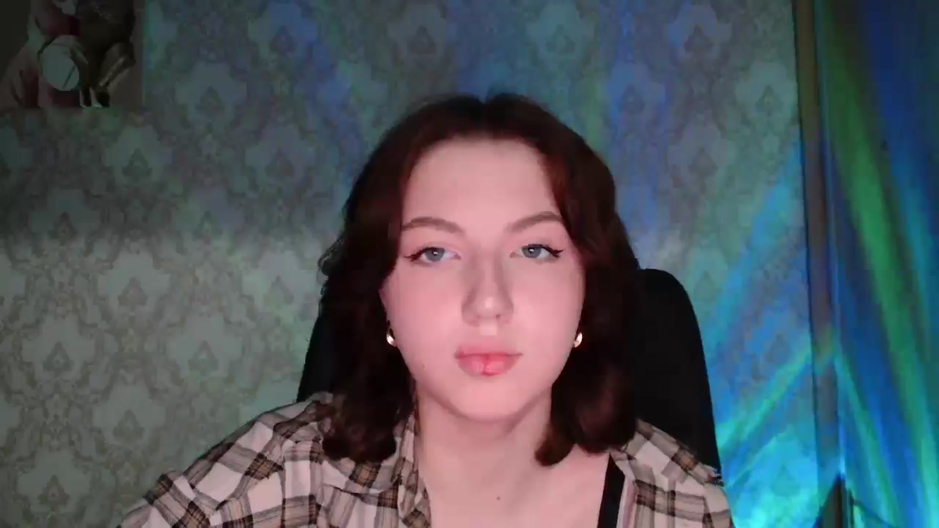 Gallery image thumbnail from YesLady's myfreecams stream on, 03/28/2026, 19:19 image 18 of 20