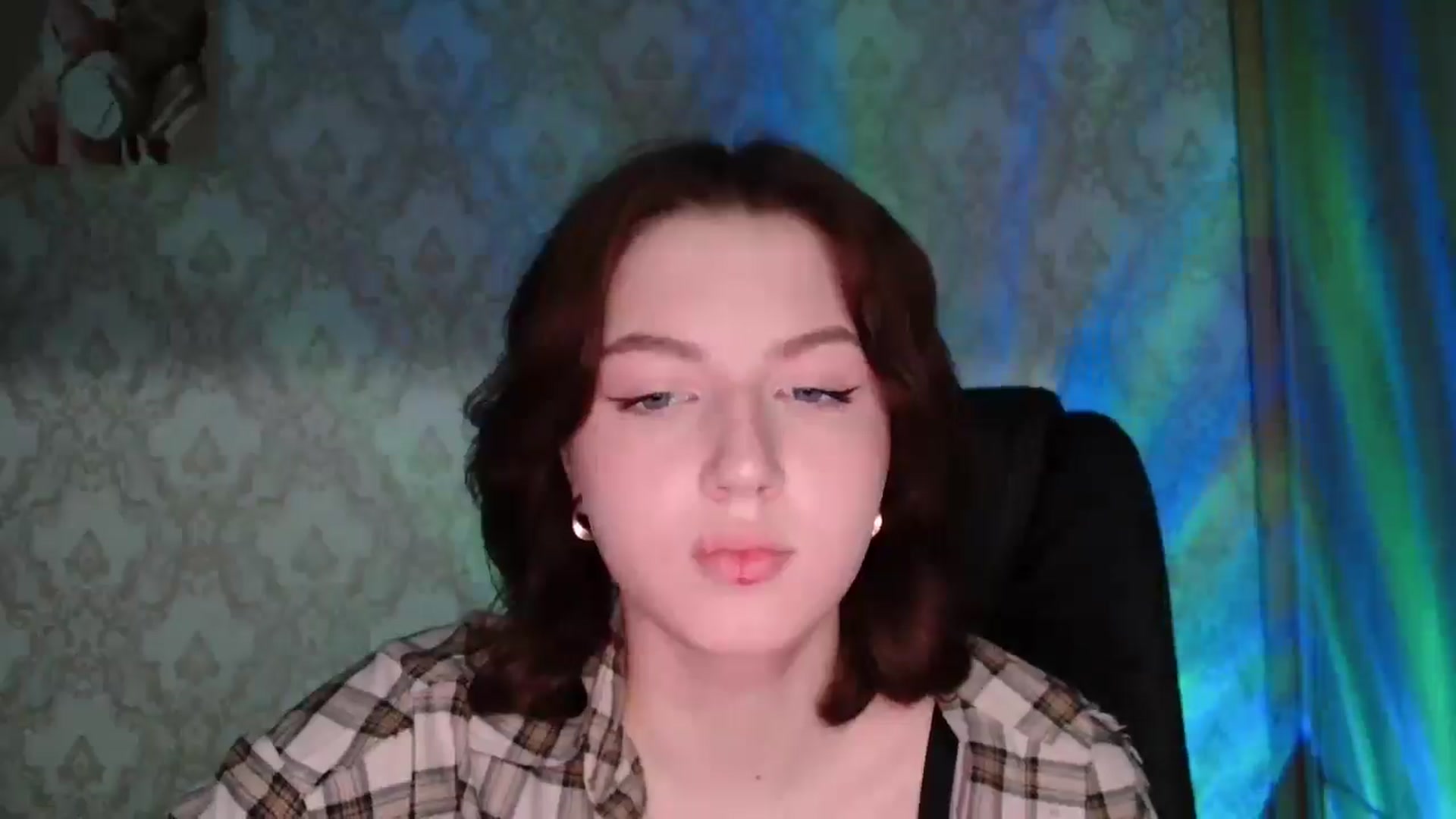 Gallery image thumbnail from YesLady's myfreecams stream on, 03/28/2026, 19:19 image 17 of 20