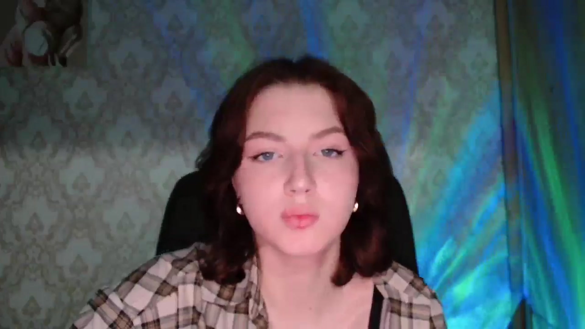 Gallery image thumbnail from YesLady's myfreecams stream on, 03/28/2026, 19:19 image 15 of 20