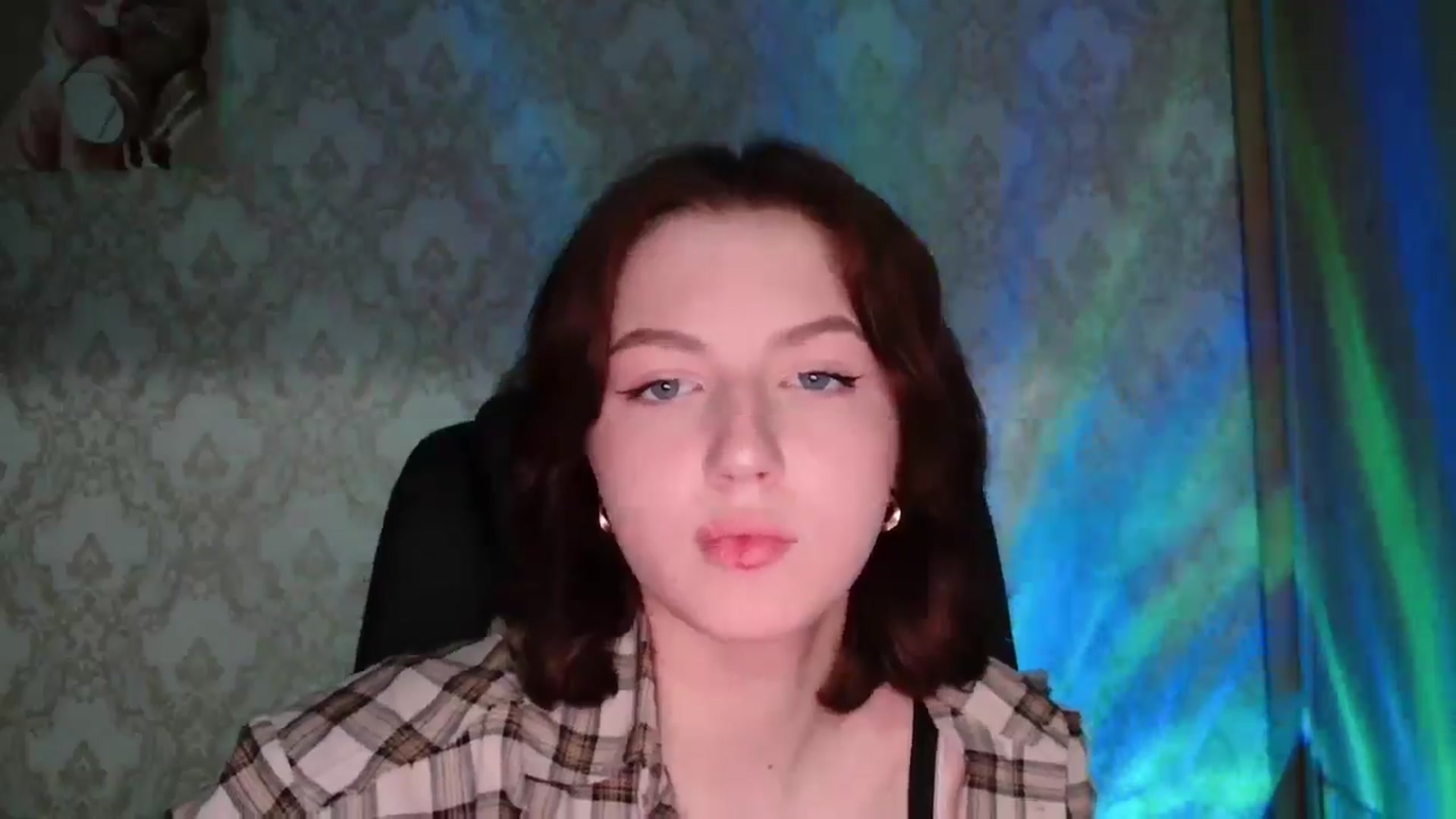 Gallery image thumbnail from YesLady's myfreecams stream on, 03/28/2026, 19:19 image 5 of 20