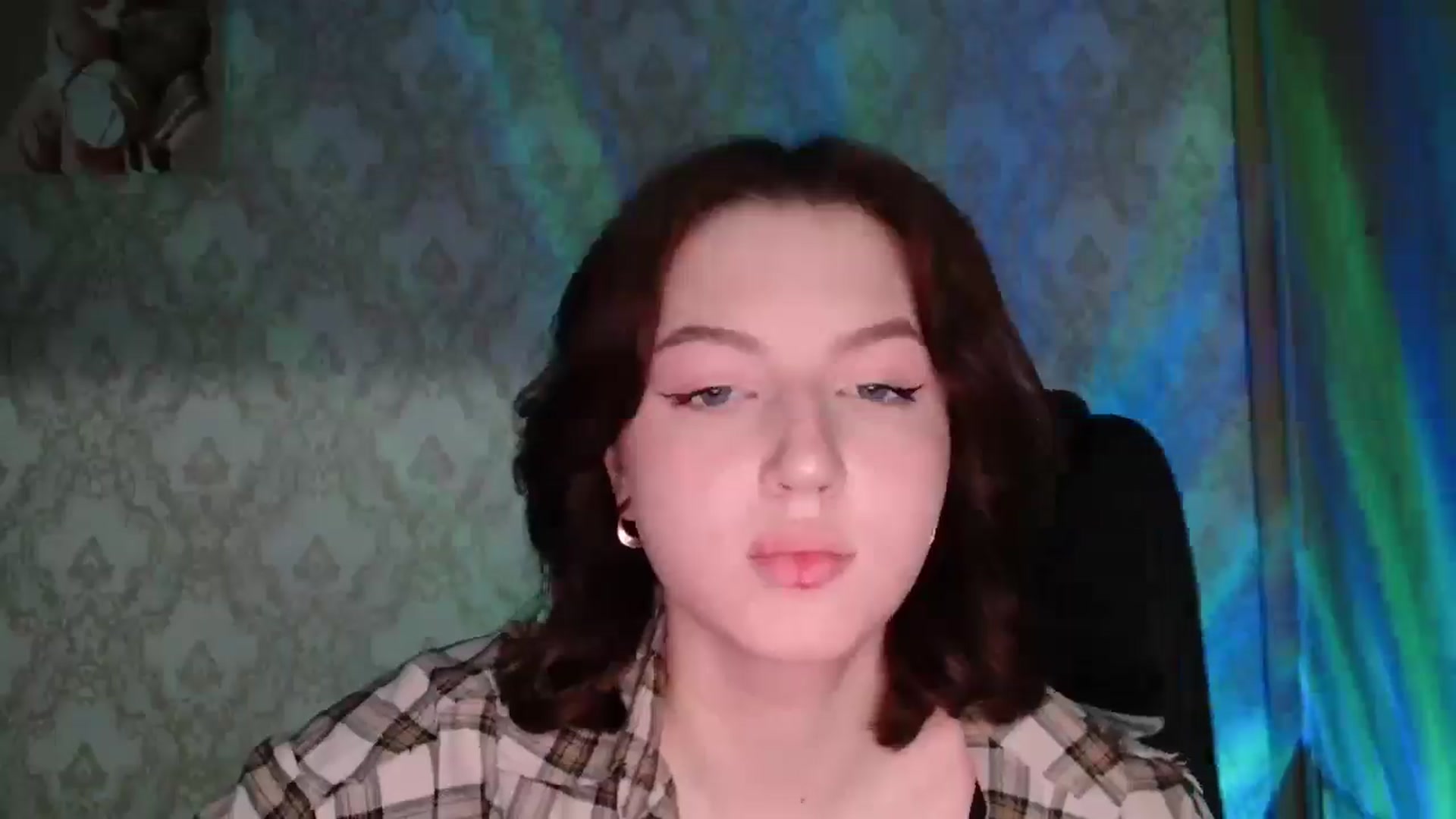 Gallery image thumbnail from YesLady's myfreecams stream on, 03/28/2026, 19:19 image 19 of 20