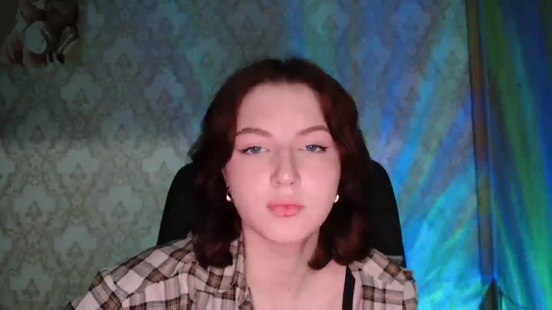 Gallery image thumbnail from YesLady's myfreecams stream on, 03/28/2026, 19:19 image 6 of 20