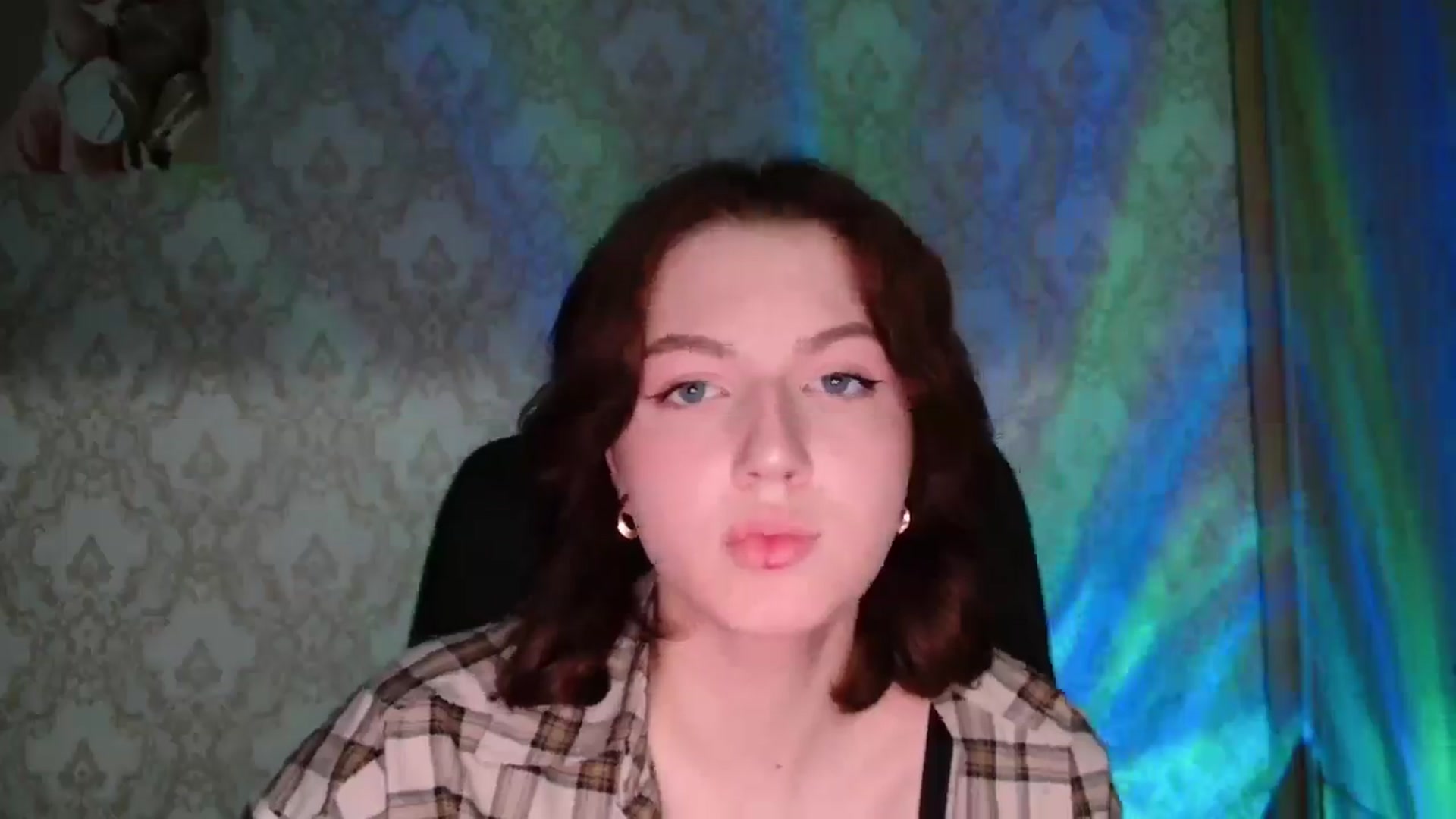 Gallery image thumbnail from YesLady's myfreecams stream on, 03/28/2026, 19:19 image 10 of 20