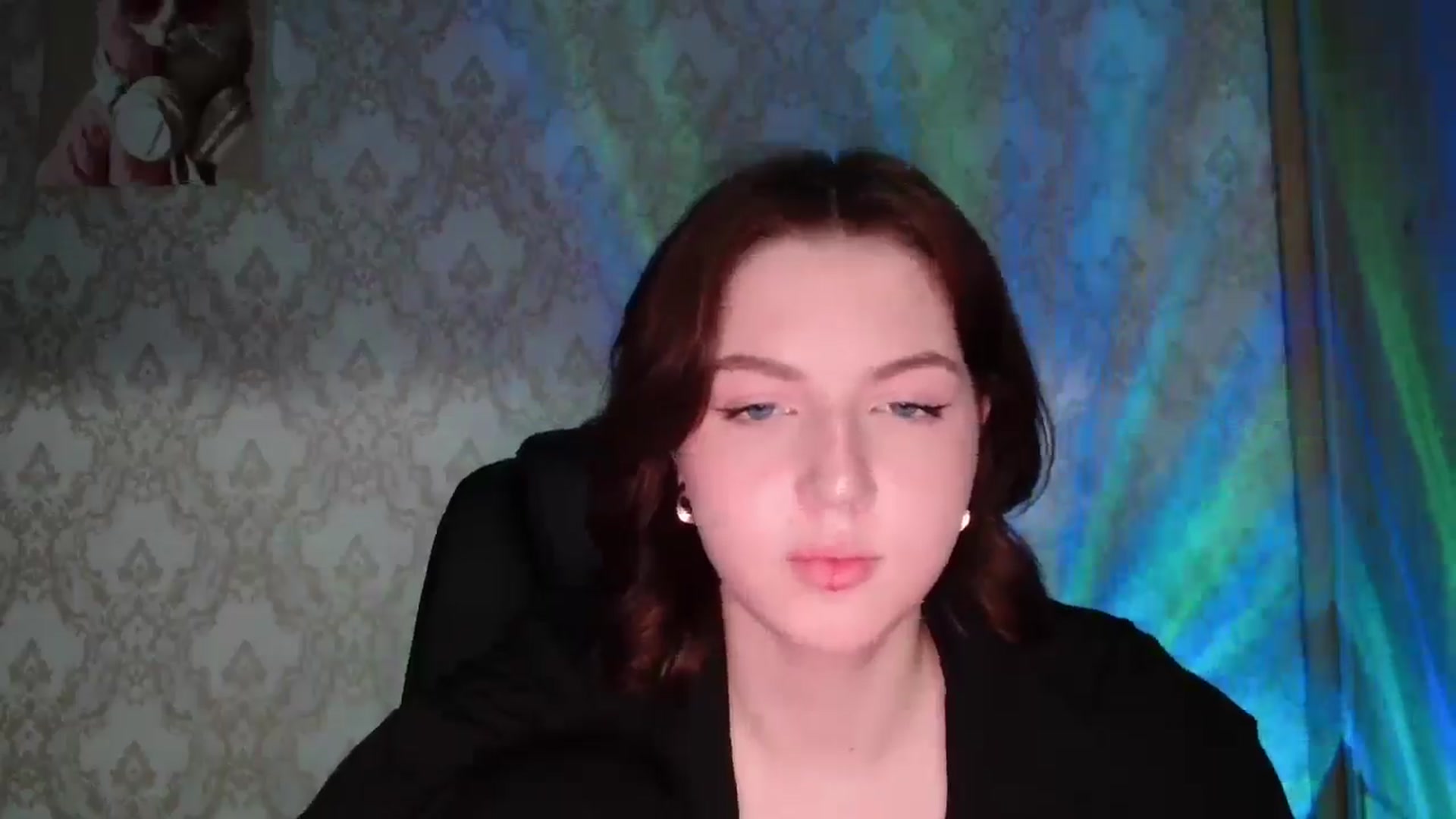 Gallery image thumbnail from YesLady's myfreecams stream on, 03/28/2026, 20:15 image 18 of 20