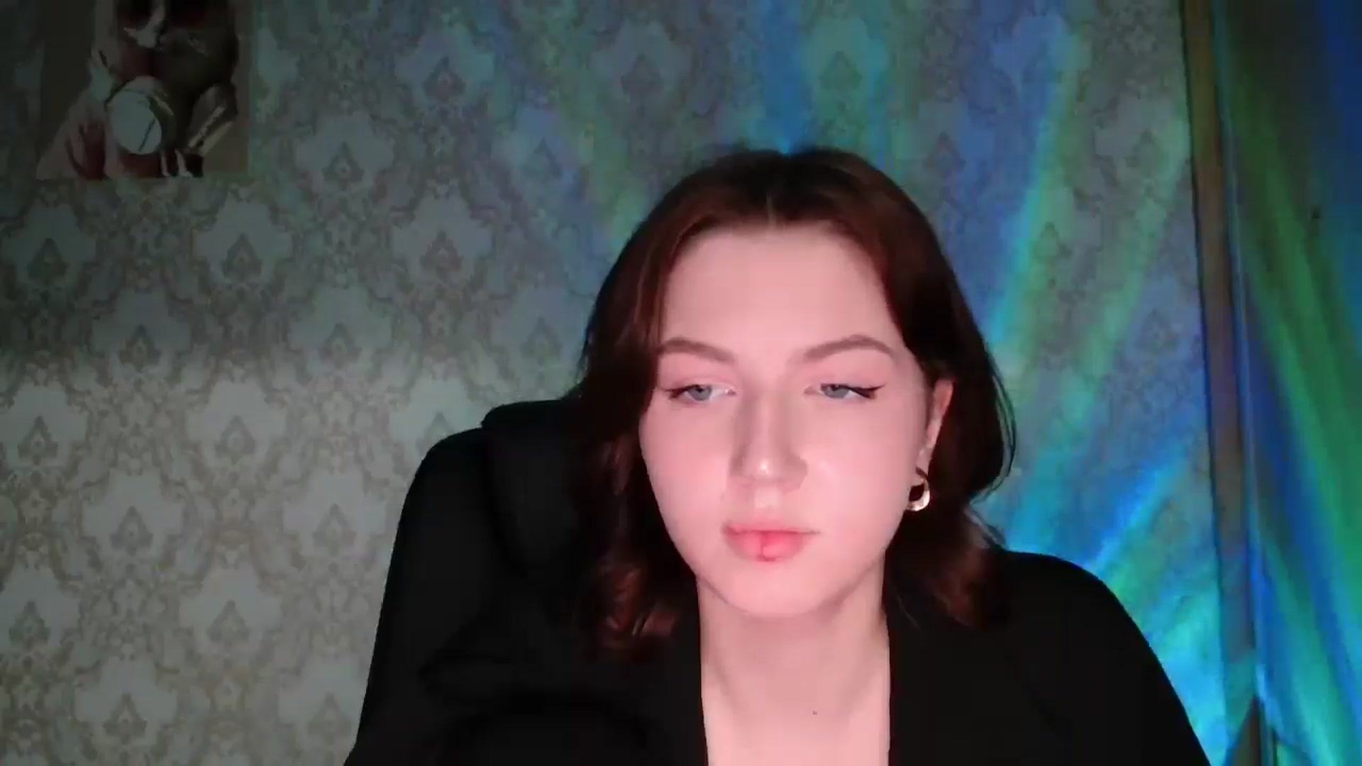 Gallery image thumbnail from YesLady's myfreecams stream on, 03/28/2026, 20:15 image 19 of 20