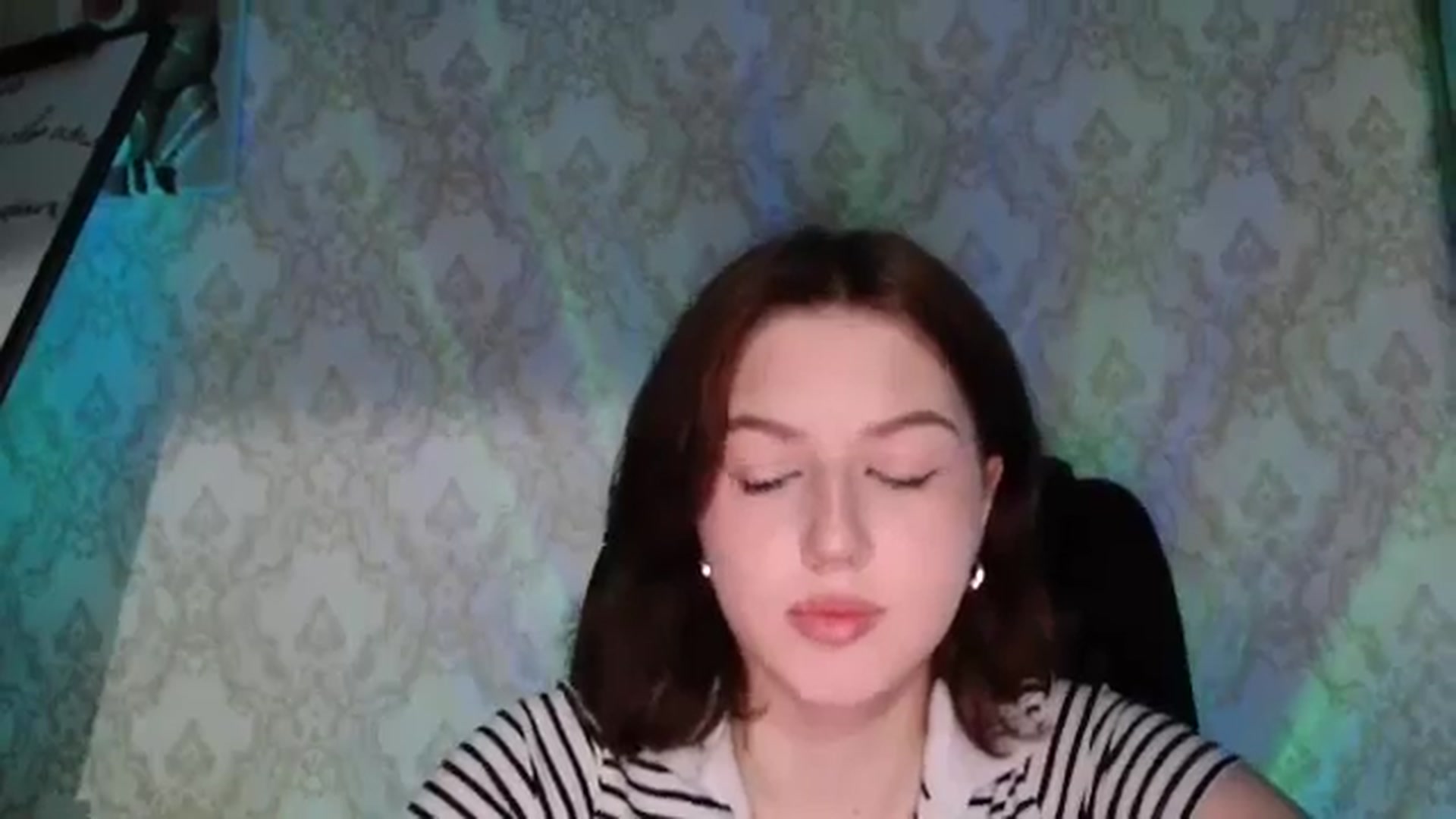 Gallery image thumbnail from YesLady's myfreecams stream on, 03/29/2026, 19:22 image 17 of 20