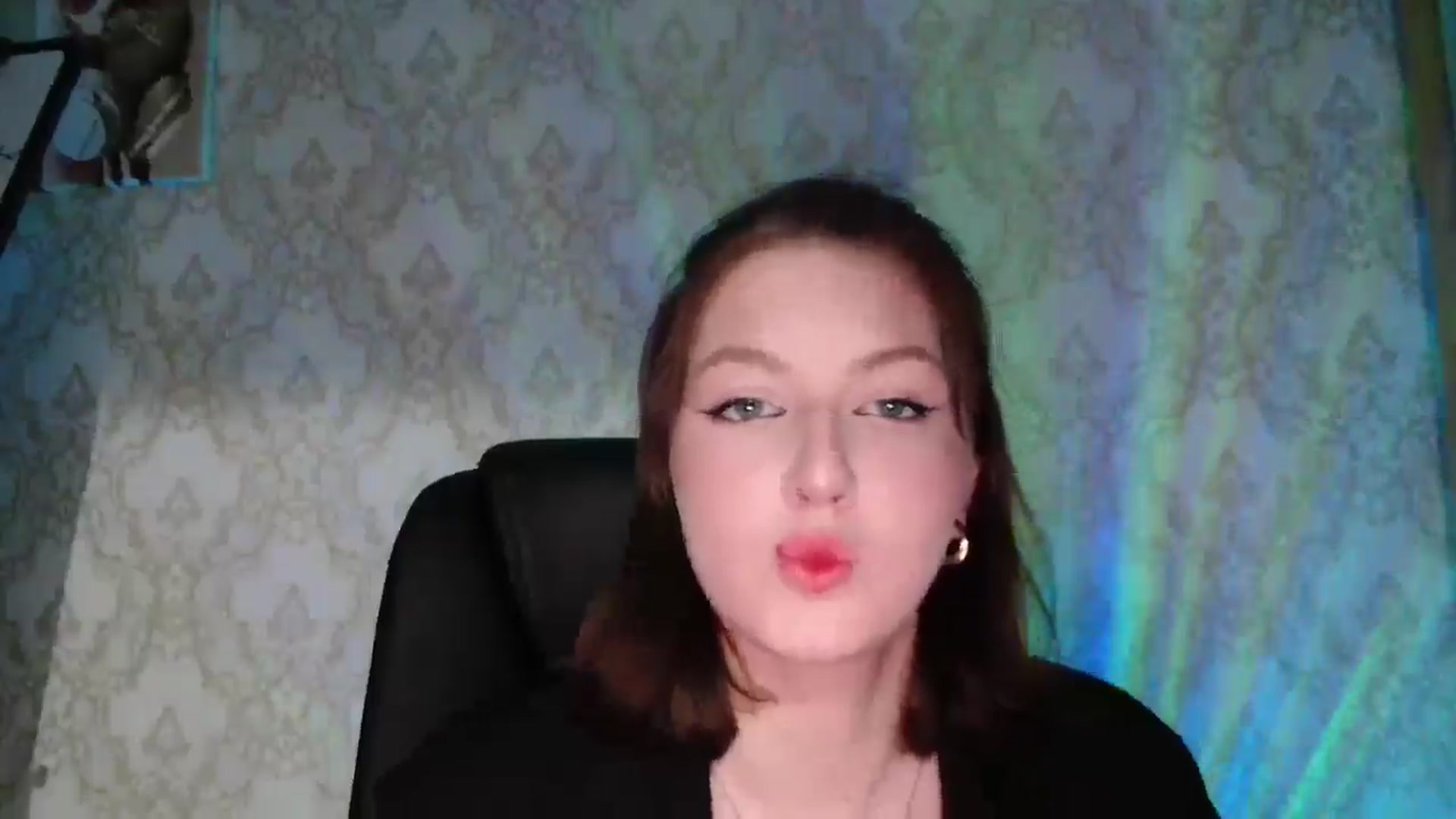 Gallery image thumbnail from YesLady's myfreecams stream on, 03/30/2026, 17:08 image 19 of 20