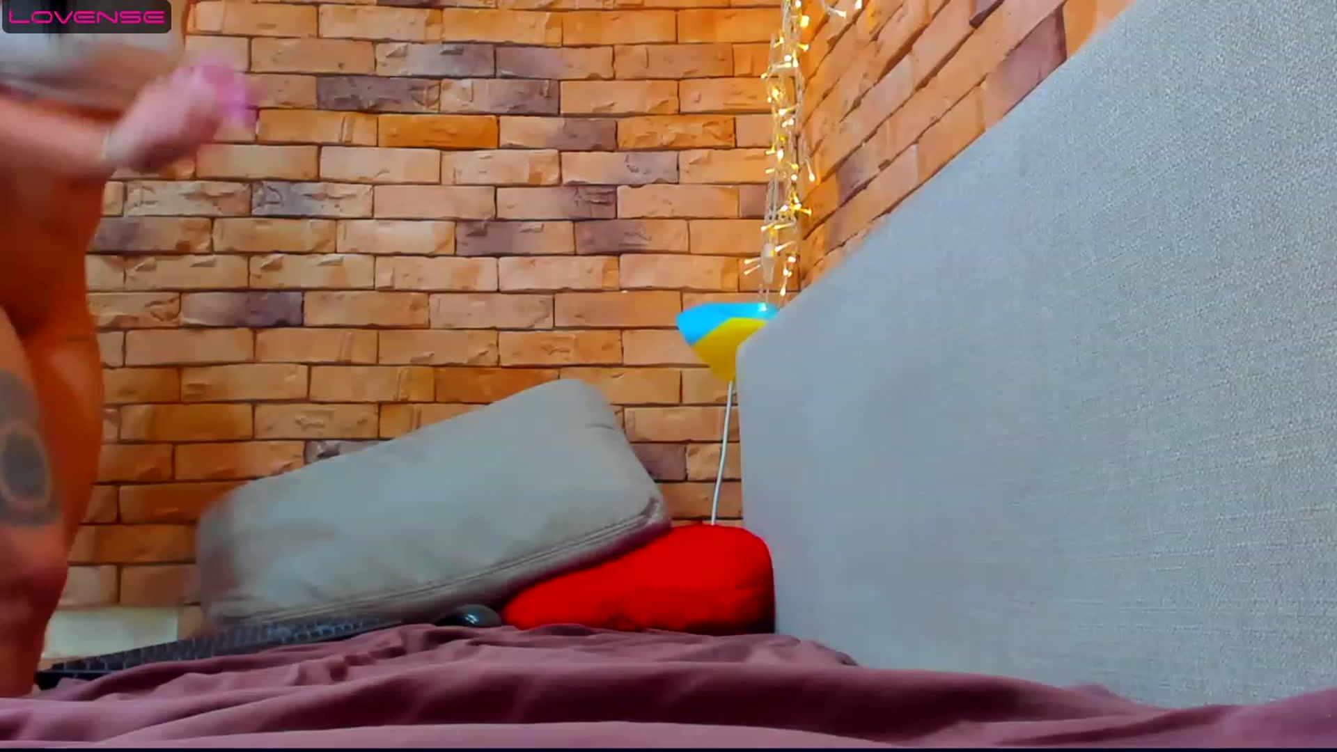 Gallery image thumbnail from Yes_Sir_'s myfreecams stream on, 04/27/2023, 12:13 image 13 of 20