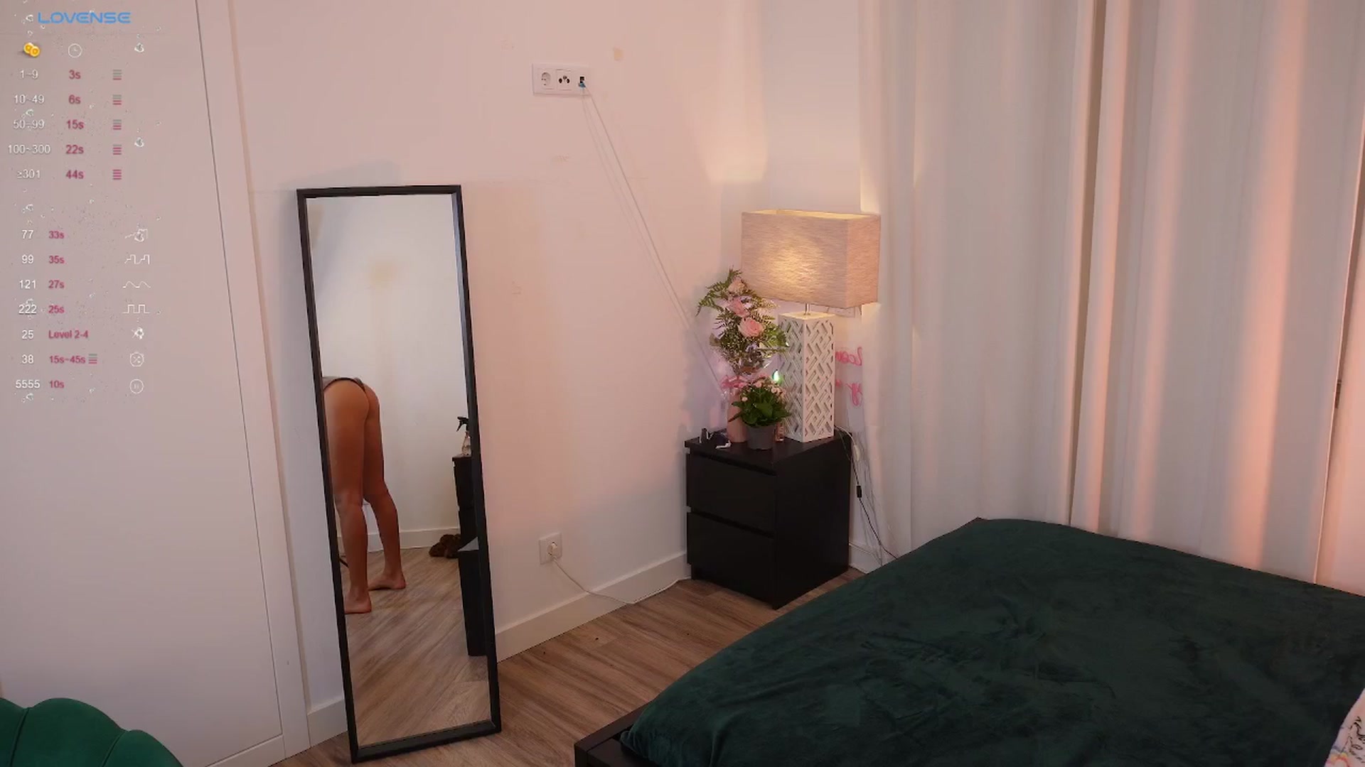 Gallery image thumbnail from Yess_kiki's myfreecams stream on, 09/09/2025, 14:25 image 13 of 20