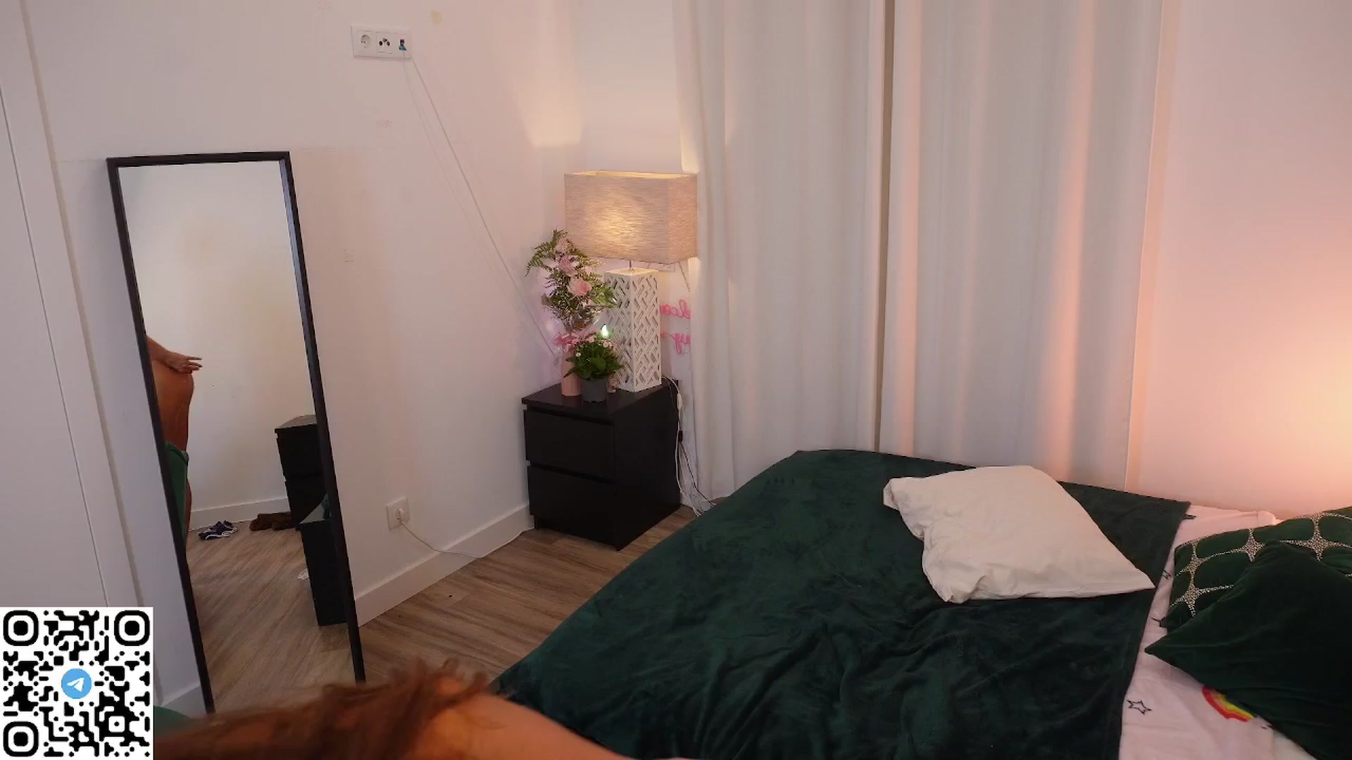 Gallery image thumbnail from Yess_kiki's myfreecams stream on, 09/10/2025, 14:14 image 16 of 20