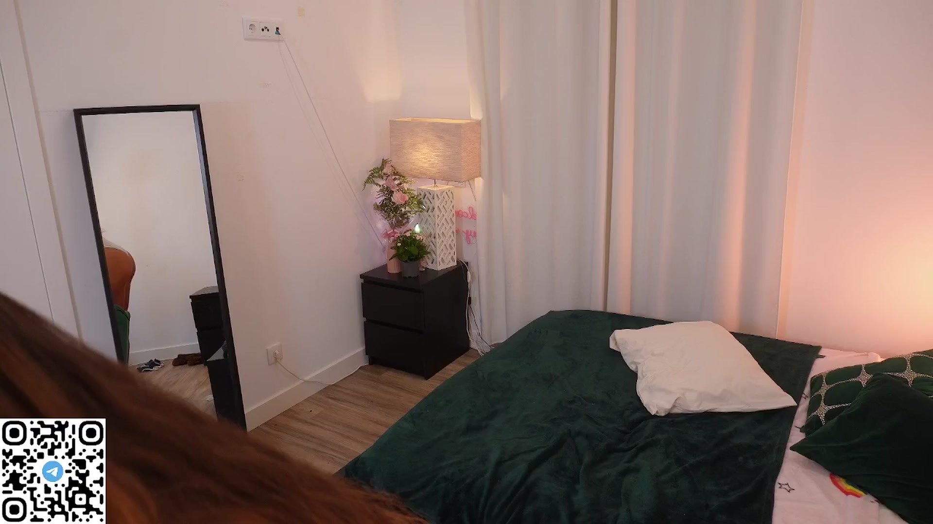 Gallery image thumbnail from Yess_kiki's myfreecams stream on, 09/10/2025, 14:14 image 18 of 20