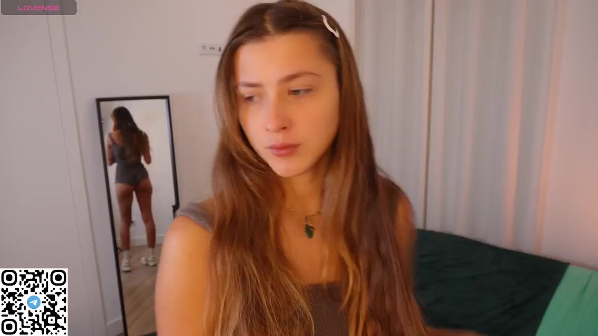 Gallery image thumbnail from Yess_kiki's myfreecams stream on, 09/13/2025, 08:41 image 17 of 20