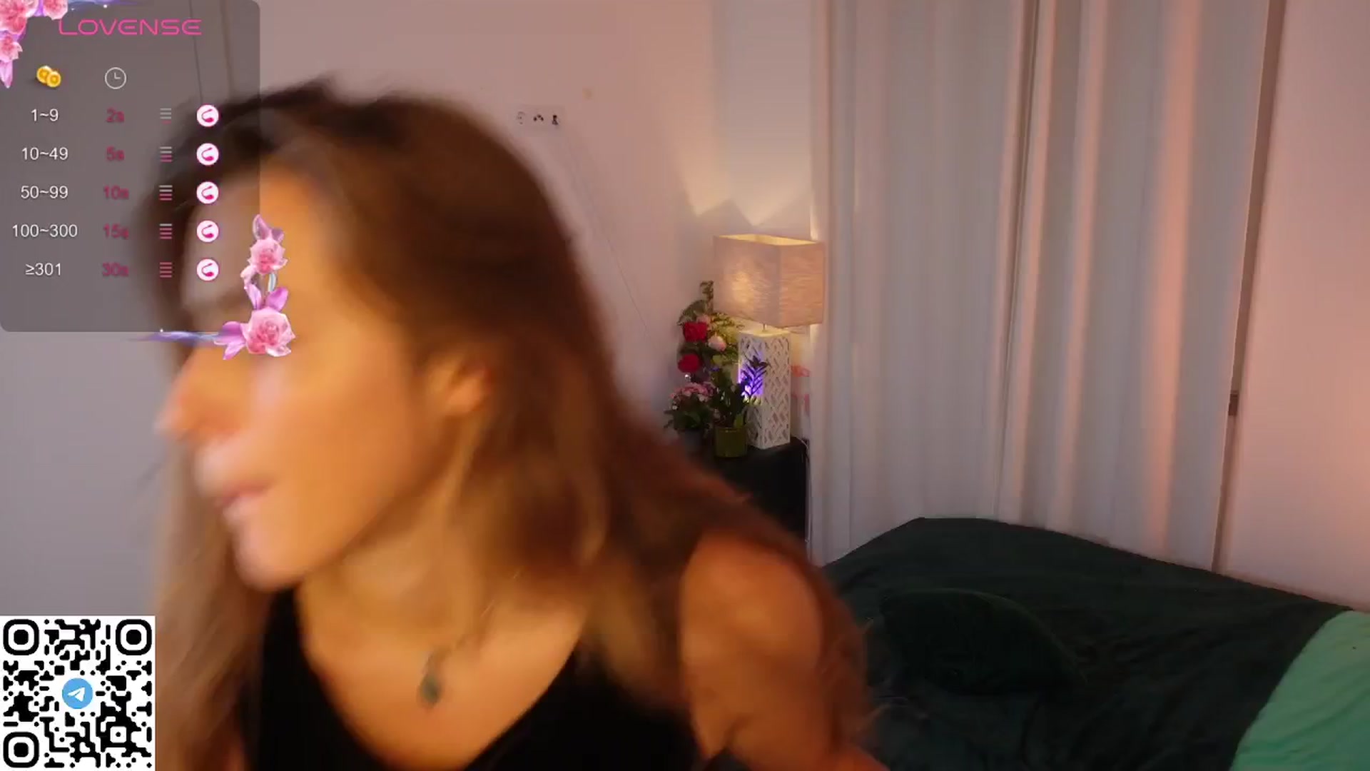 Gallery image thumbnail from Yess_kiki's myfreecams stream on, 09/14/2025, 15:28 image 17 of 20