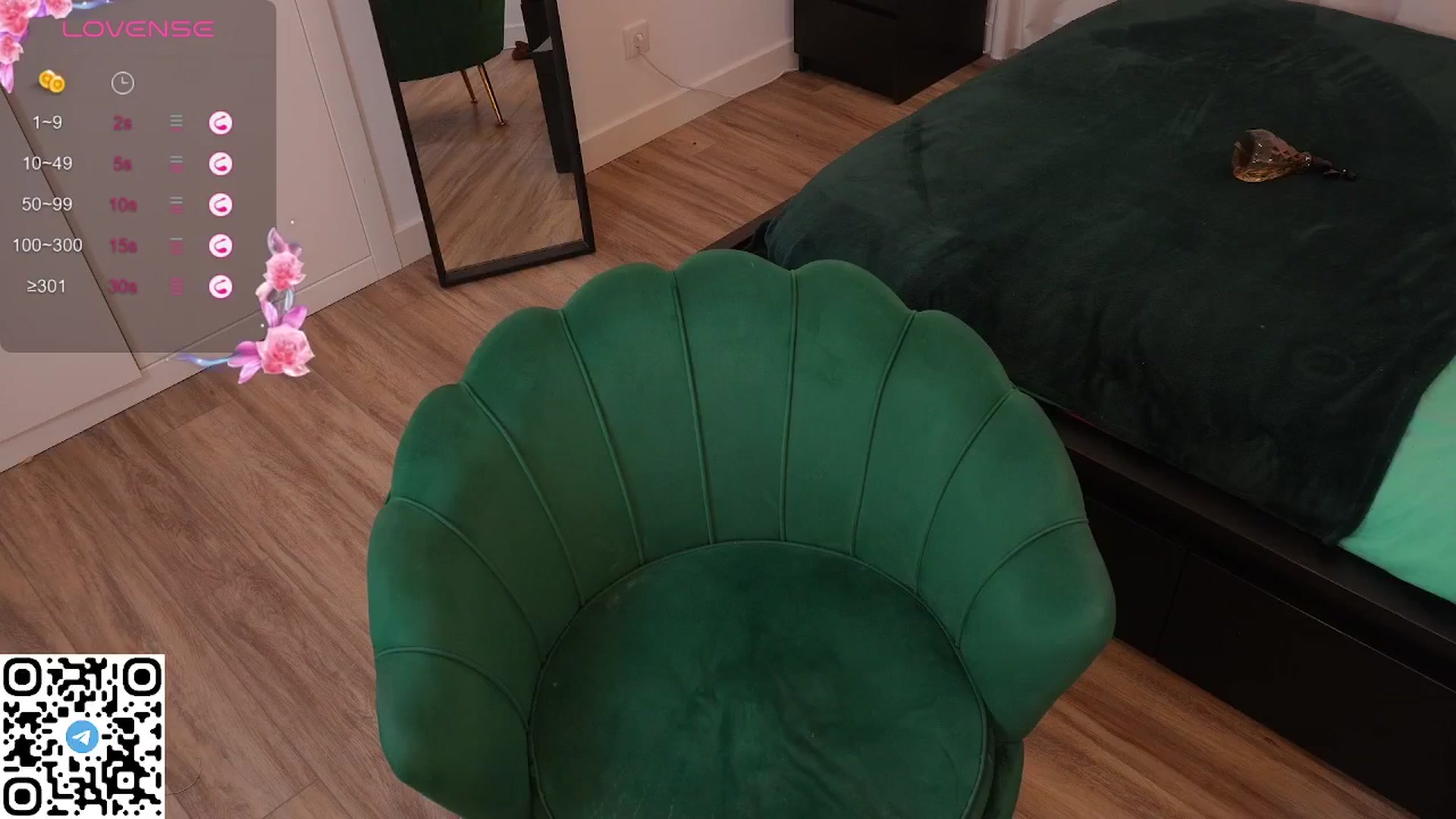 Gallery image thumbnail from Yess_kiki's myfreecams stream on, 09/15/2025, 15:16 image 3 of 20