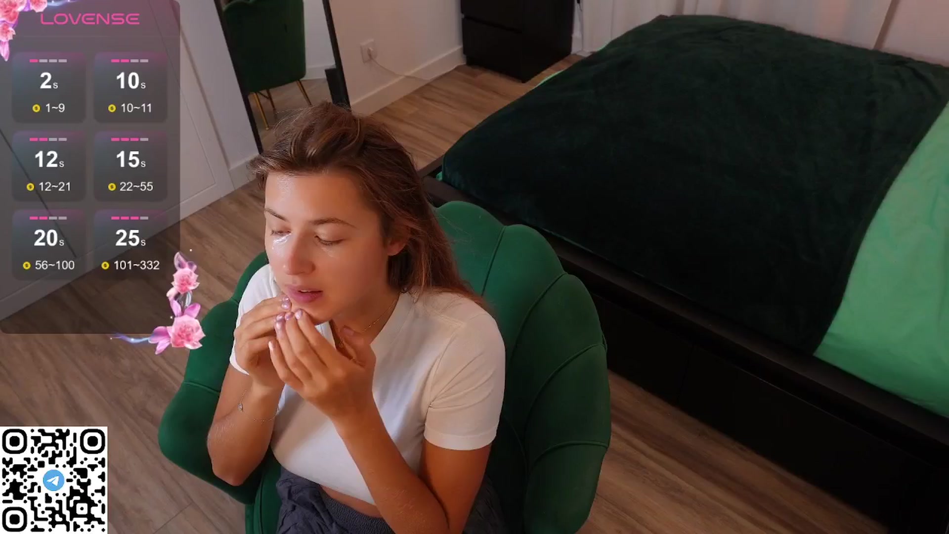 Gallery image thumbnail from Yess_kiki's myfreecams stream on, 09/21/2025, 08:58 image 16 of 20