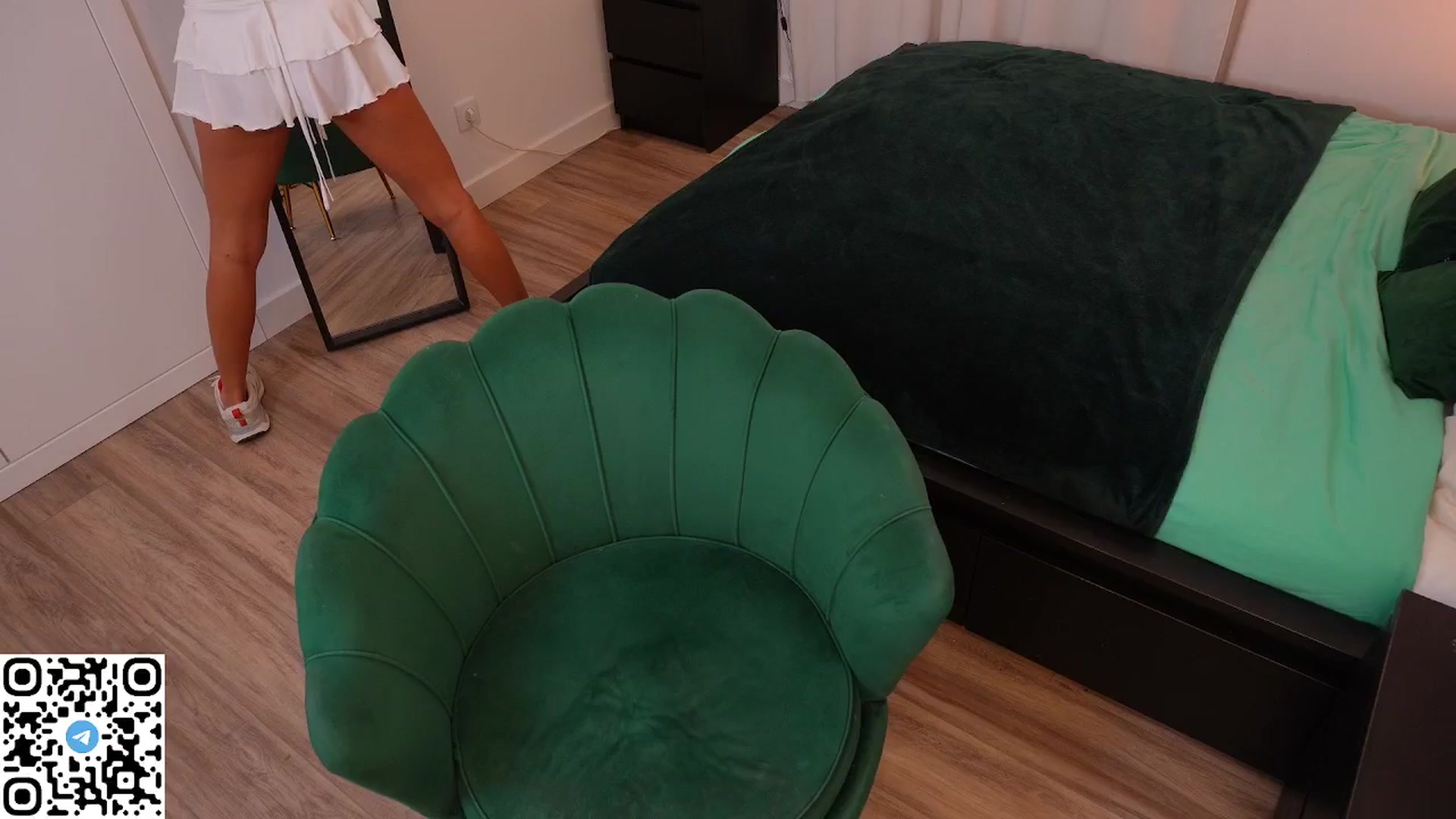 Gallery image thumbnail from Yess_kiki's myfreecams stream on, 09/21/2025, 09:32 image 2 of 20