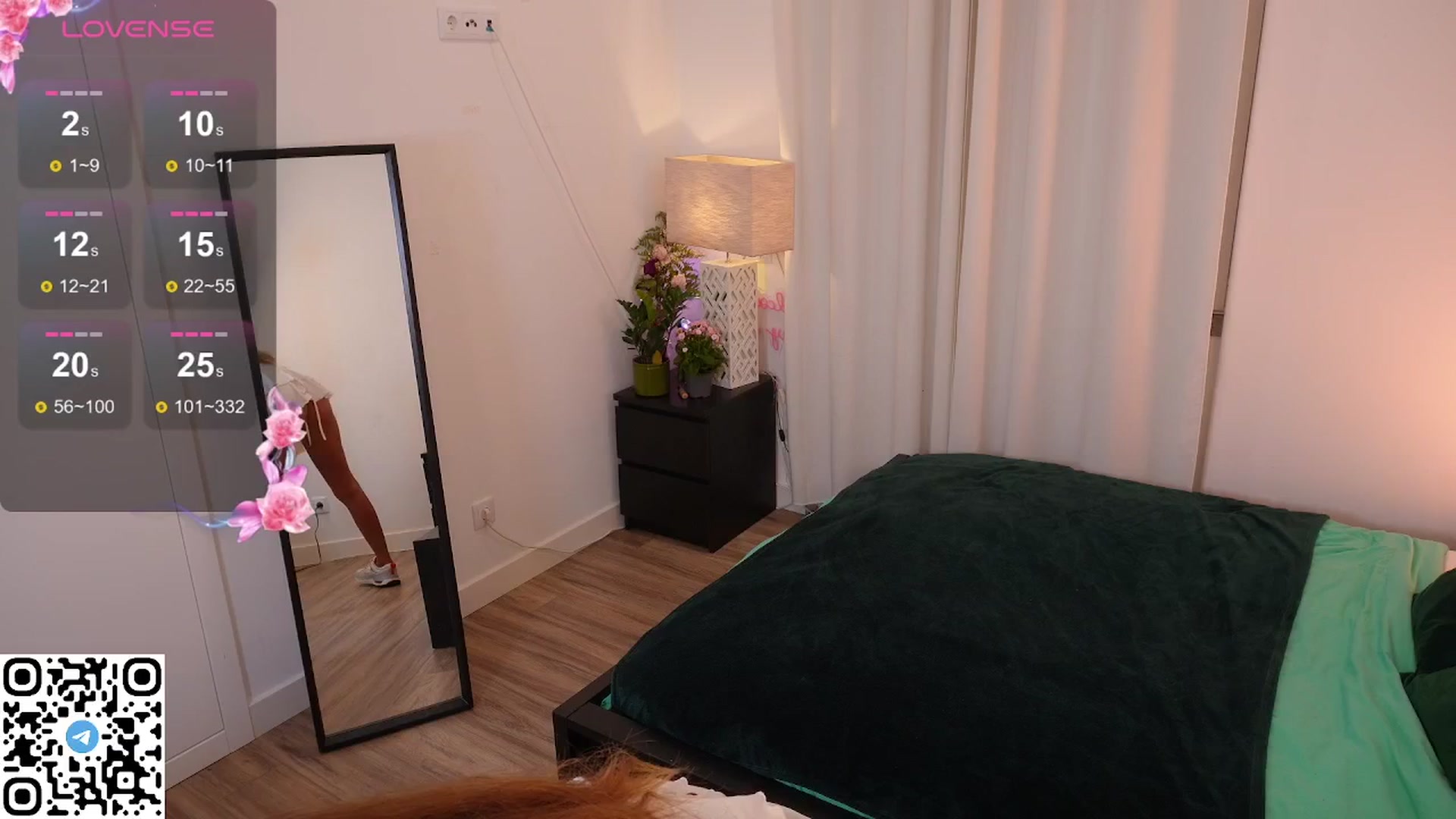 Gallery image thumbnail from Yess_kiki's myfreecams stream on, 09/21/2025, 09:32 image 13 of 20