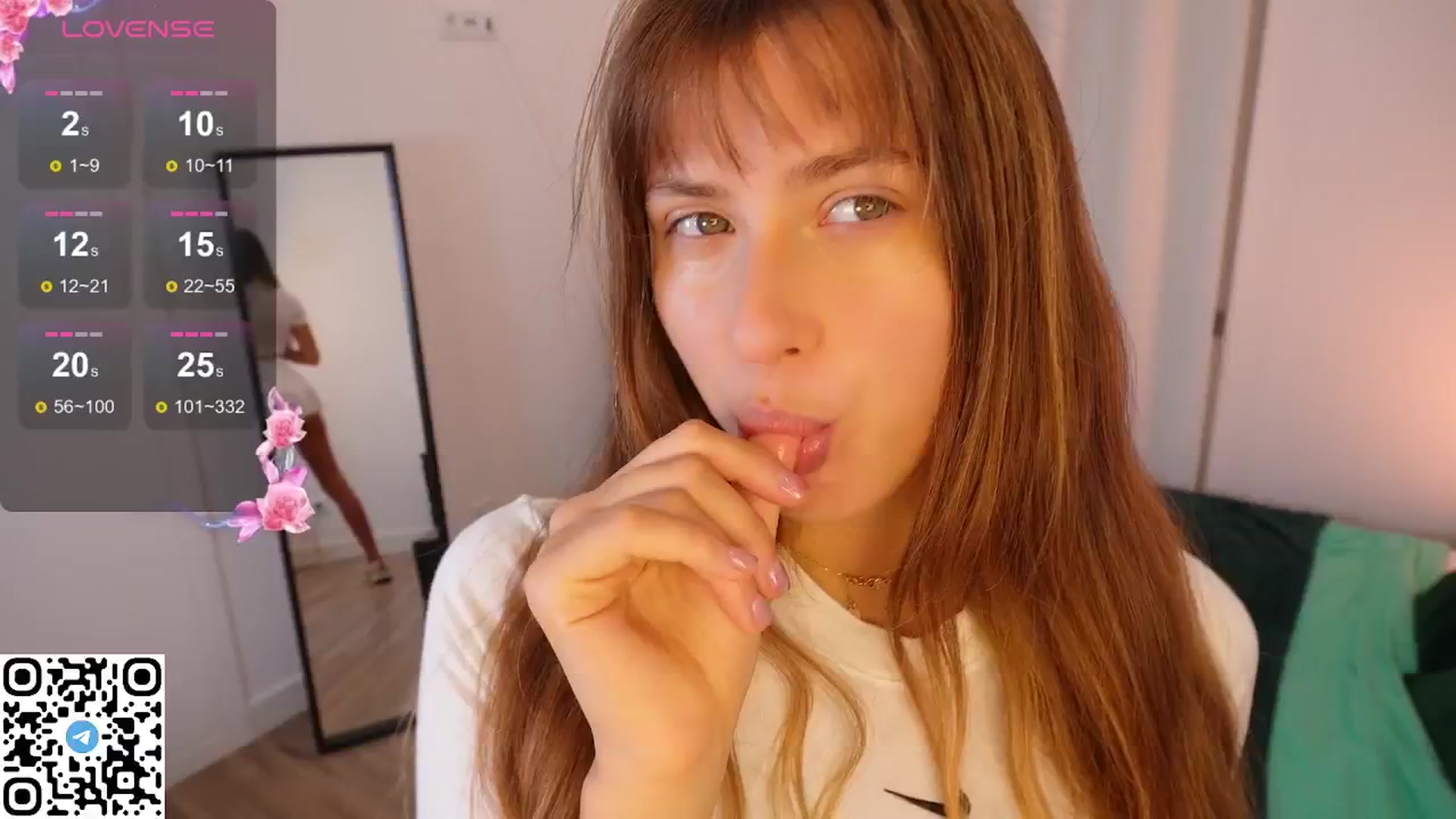 Gallery image thumbnail from Yess_kiki's myfreecams stream on, 09/21/2025, 09:32 image 7 of 20