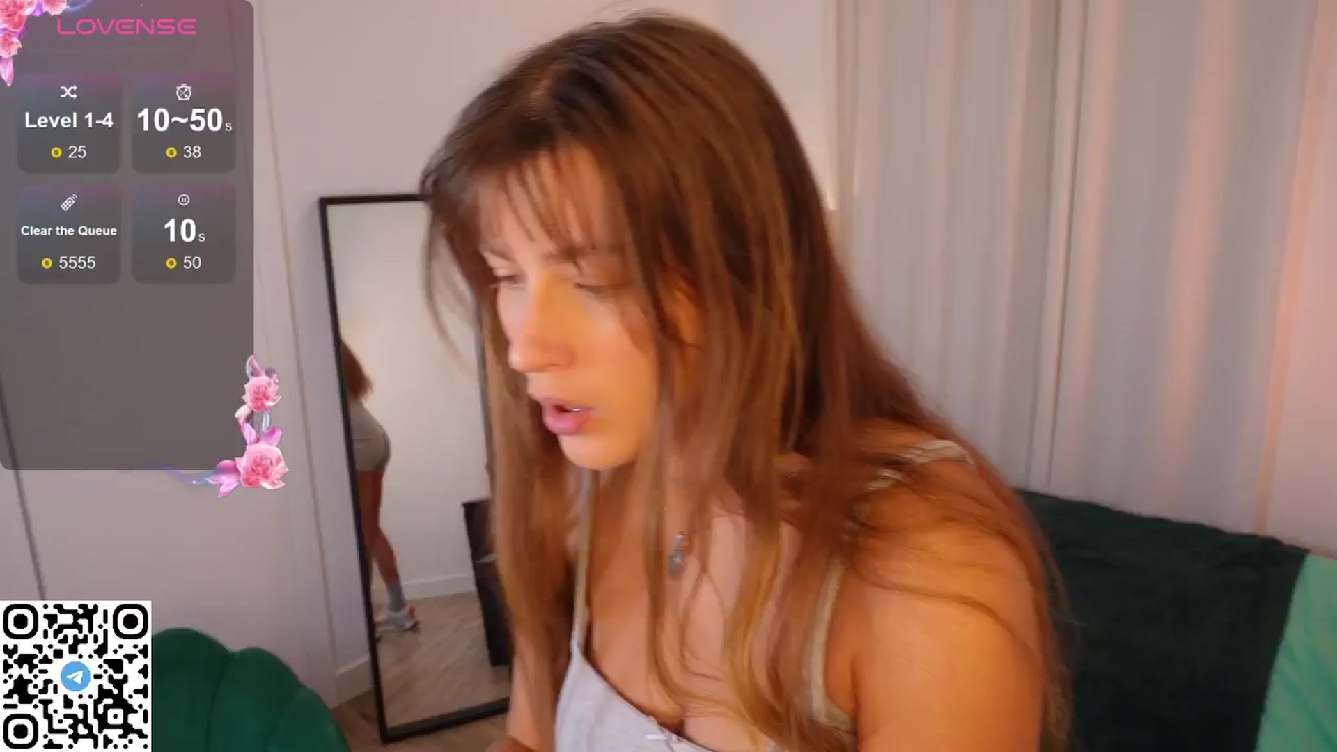 Gallery image thumbnail from Yess_kiki's myfreecams stream on, 09/25/2025, 12:02 image 3 of 20