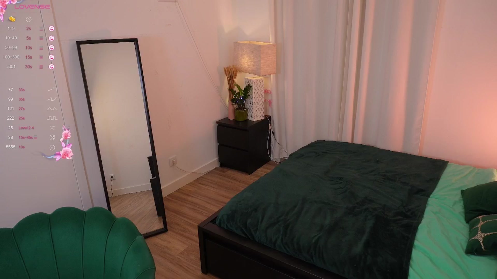 Gallery image thumbnail from Yess_kiki's myfreecams stream on, 09/29/2025, 10:25 image 7 of 20