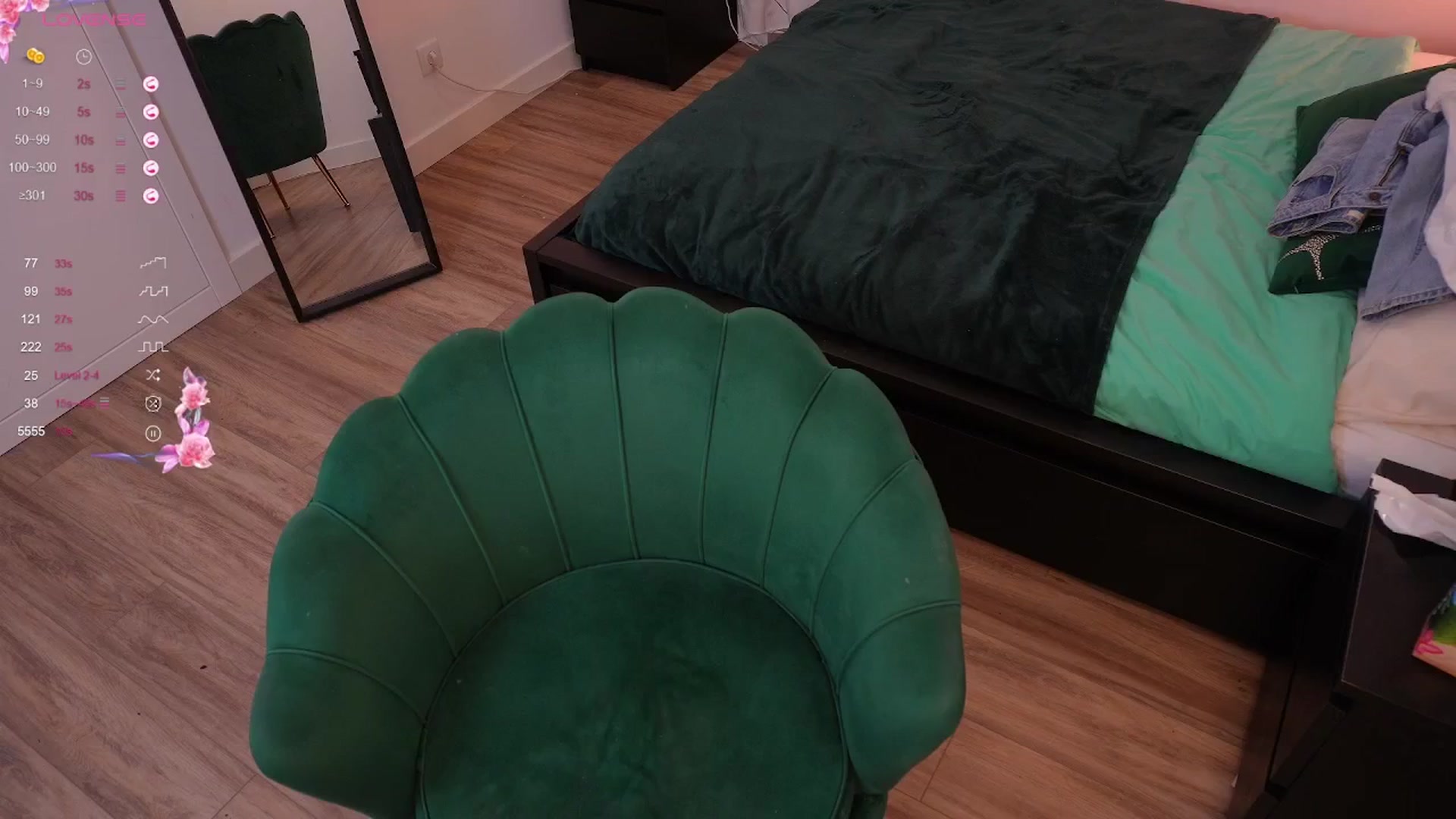 Gallery image thumbnail from Yess_kiki's myfreecams stream on, 09/29/2025, 16:49 image 2 of 20