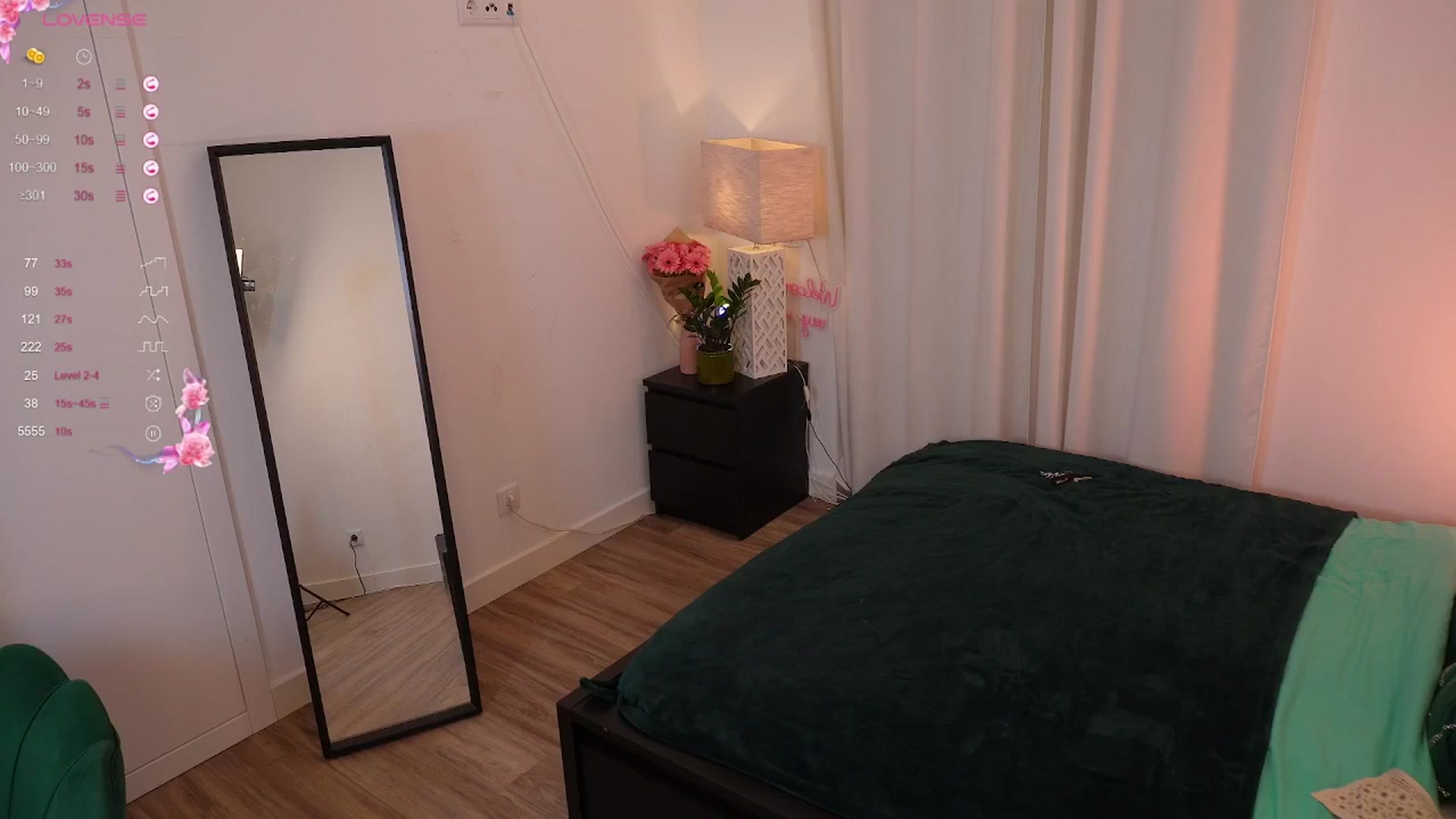 Gallery image thumbnail from Yess_kiki's myfreecams stream on, 10/03/2025, 19:46 image 14 of 20