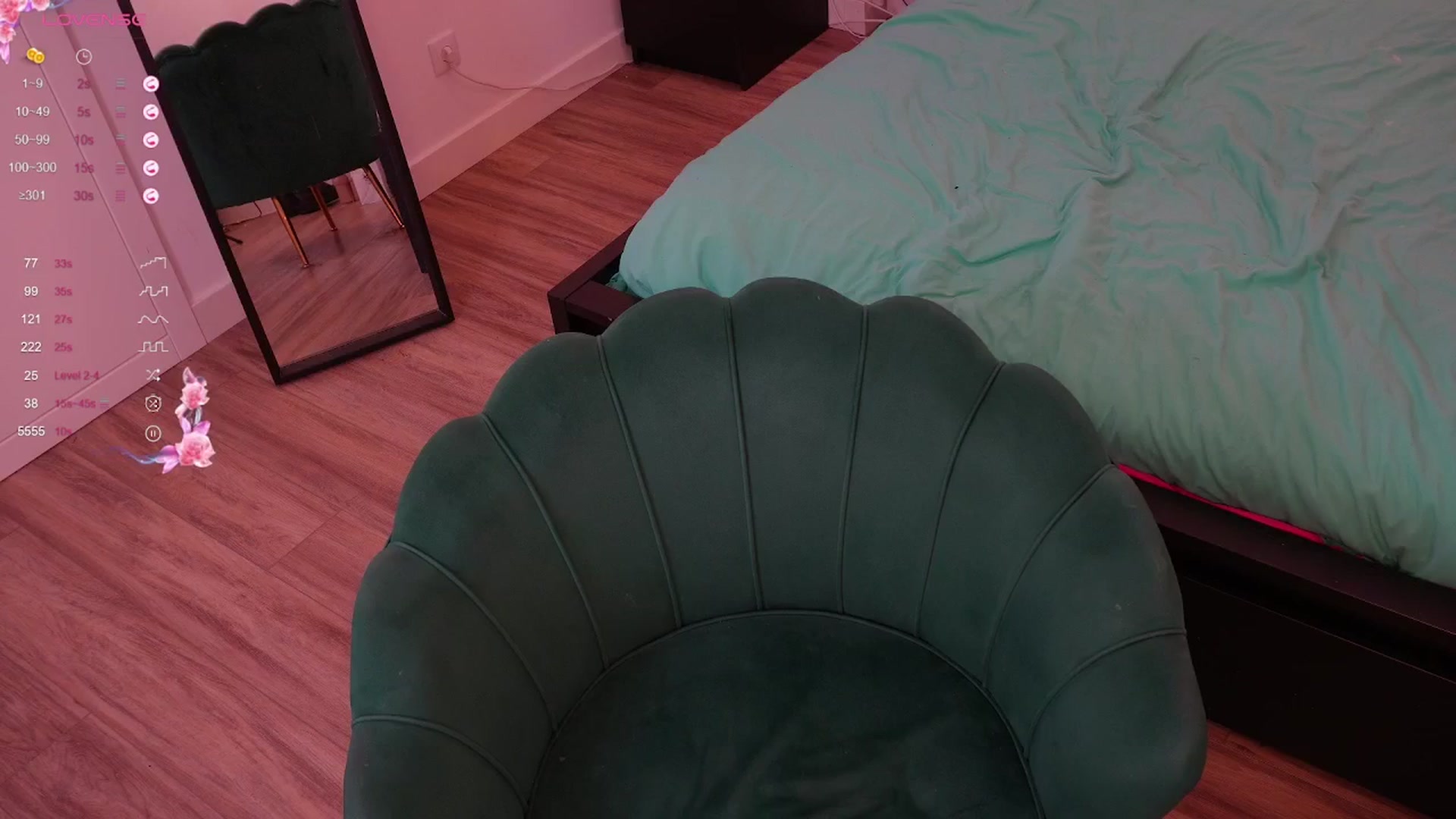 Gallery image thumbnail from Yess_kiki's myfreecams stream on, 10/04/2025, 13:38 image 13 of 20