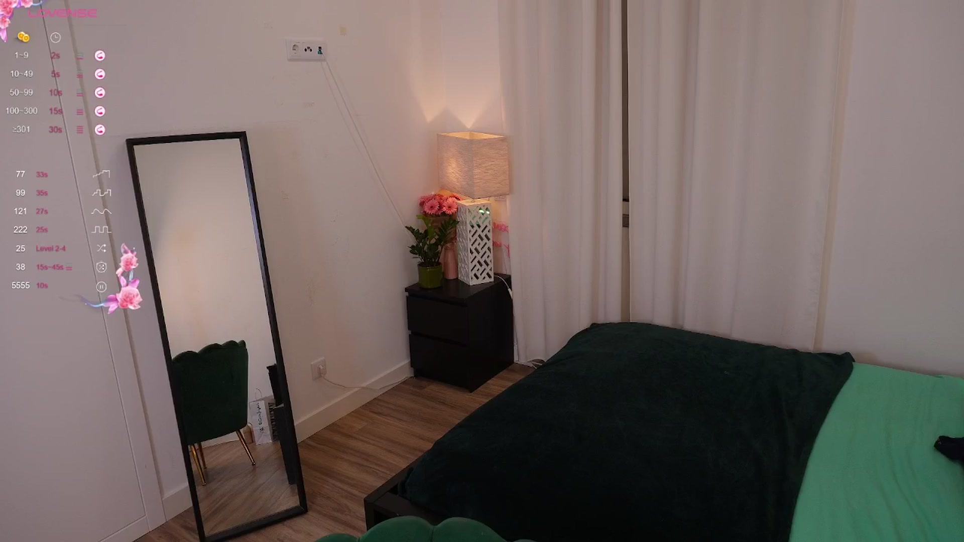 Gallery image thumbnail from Yess_kiki's myfreecams stream on, 10/05/2025, 12:42 image 1 of 20