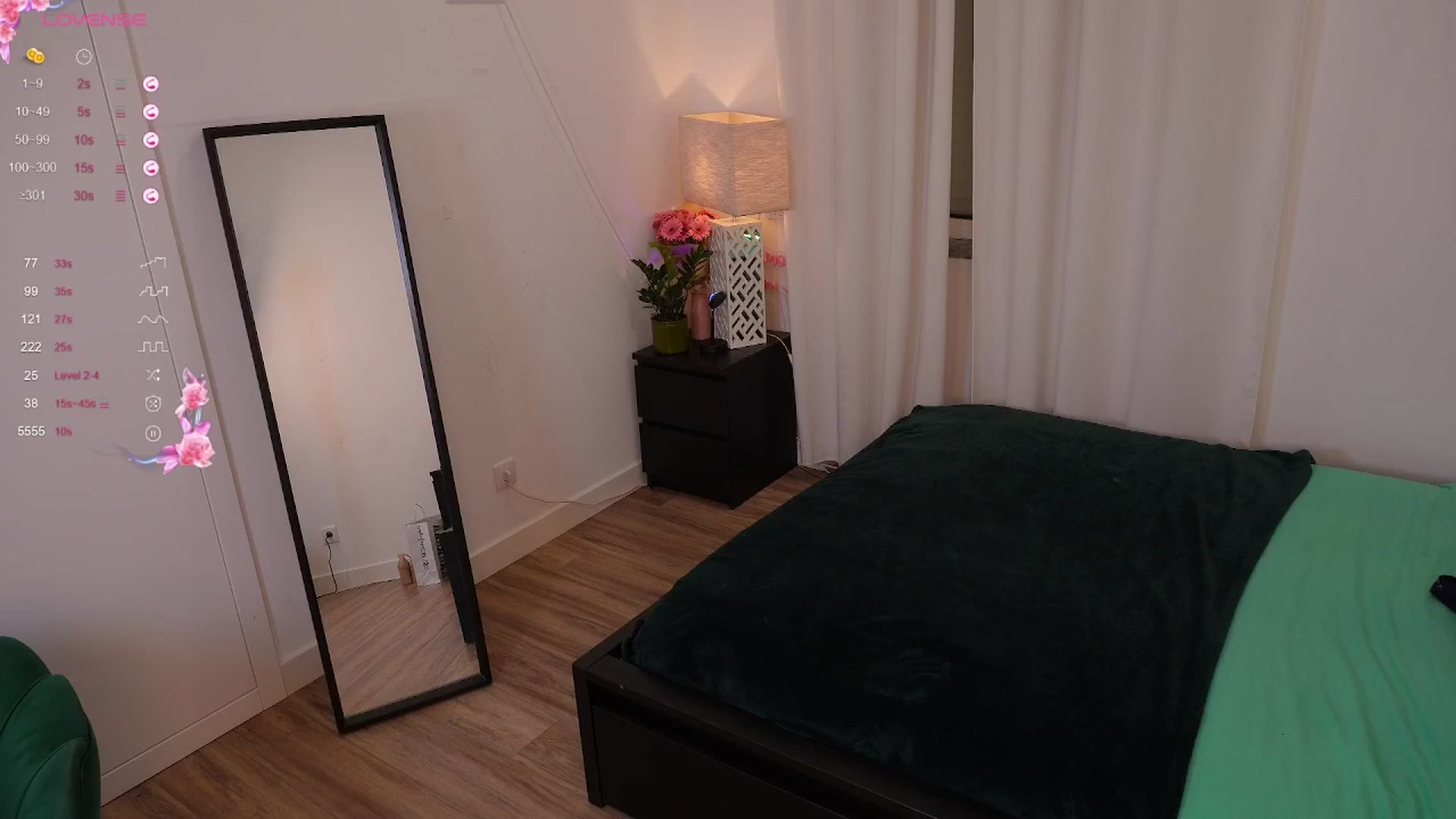 Gallery image thumbnail from Yess_kiki's myfreecams stream on, 10/05/2025, 12:42 image 6 of 20