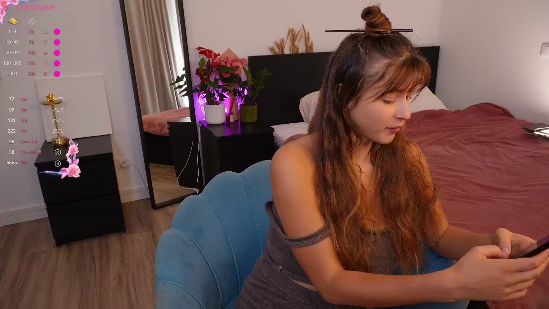 Gallery image thumbnail from Yess_kiki's myfreecams stream on, 10/10/2025, 10:18 image 8 of 20