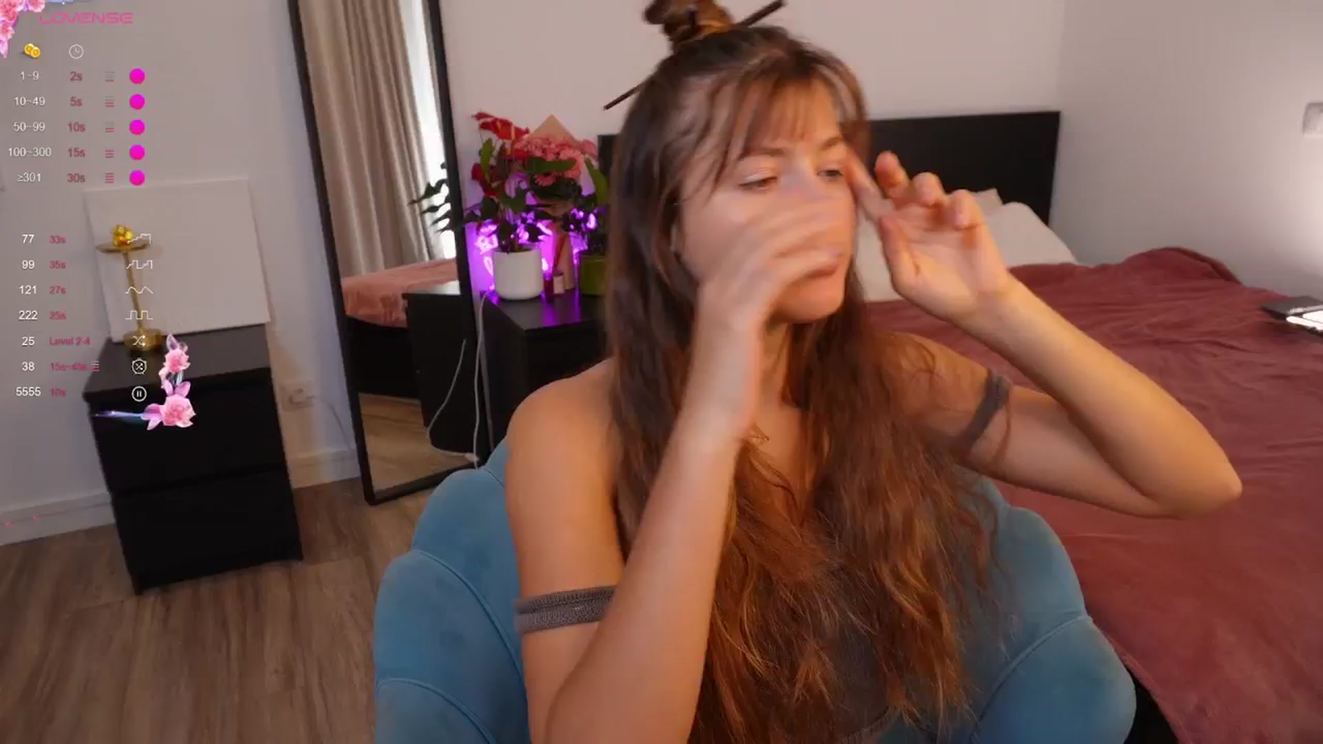 Gallery image thumbnail from Yess_kiki's myfreecams stream on, 10/10/2025, 10:18 image 12 of 20