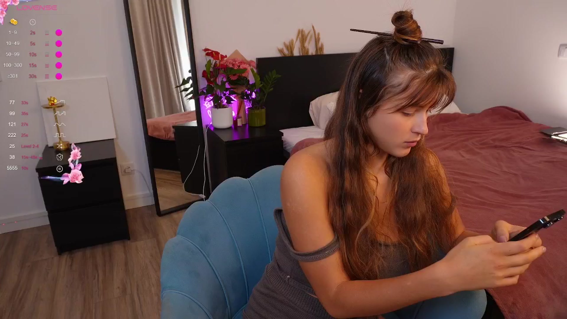 Gallery image thumbnail from Yess_kiki's myfreecams stream on, 10/10/2025, 10:18 image 9 of 20