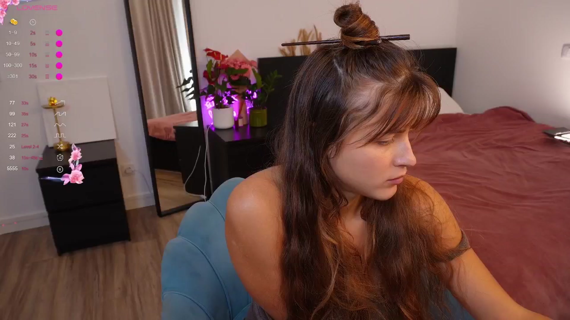 Gallery image thumbnail from Yess_kiki's myfreecams stream on, 10/10/2025, 10:18 image 10 of 20