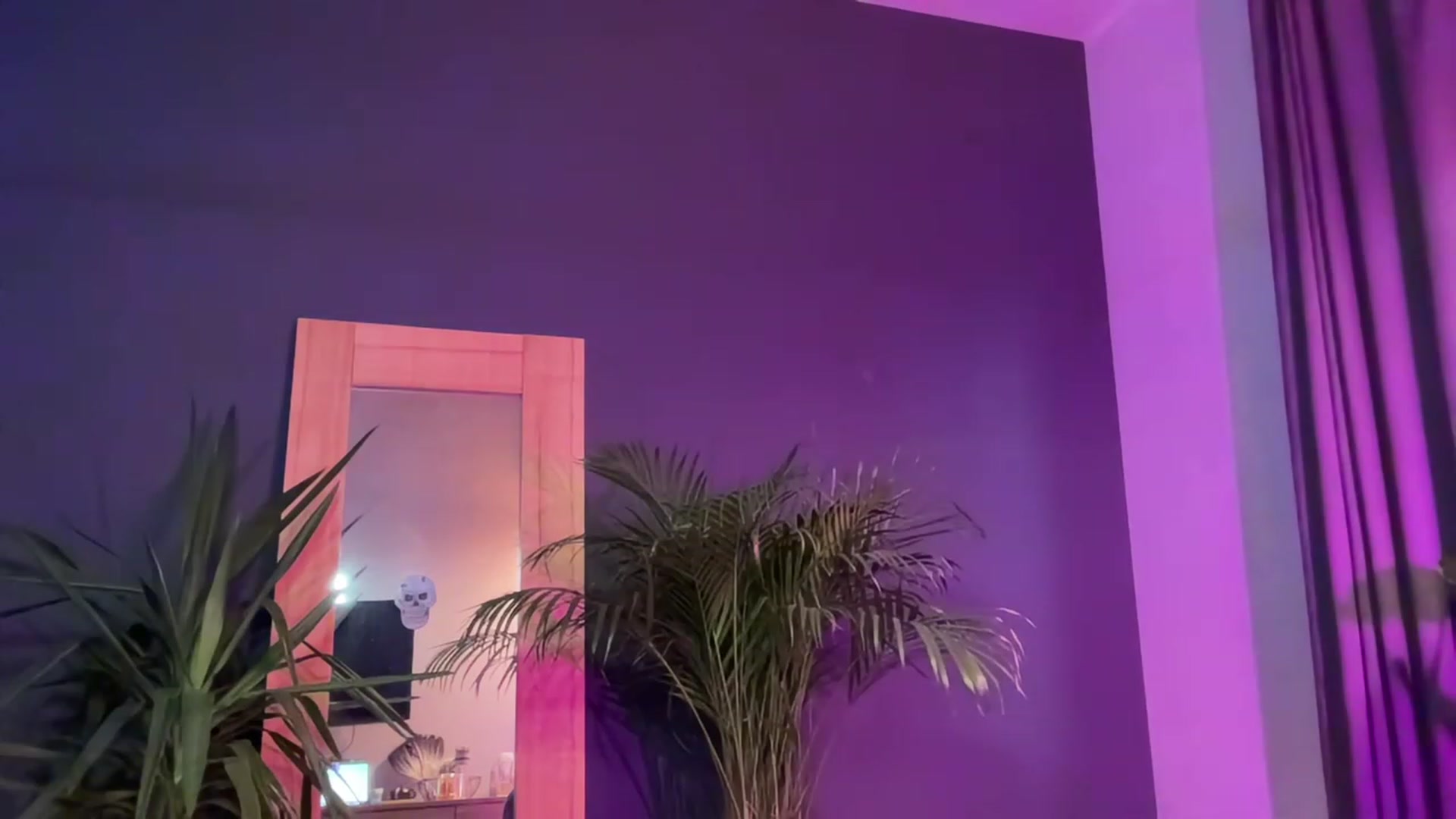 Gallery image thumbnail from YogaTantra's myfreecams stream on, 02/16/2023, 06:17 image 4 of 20