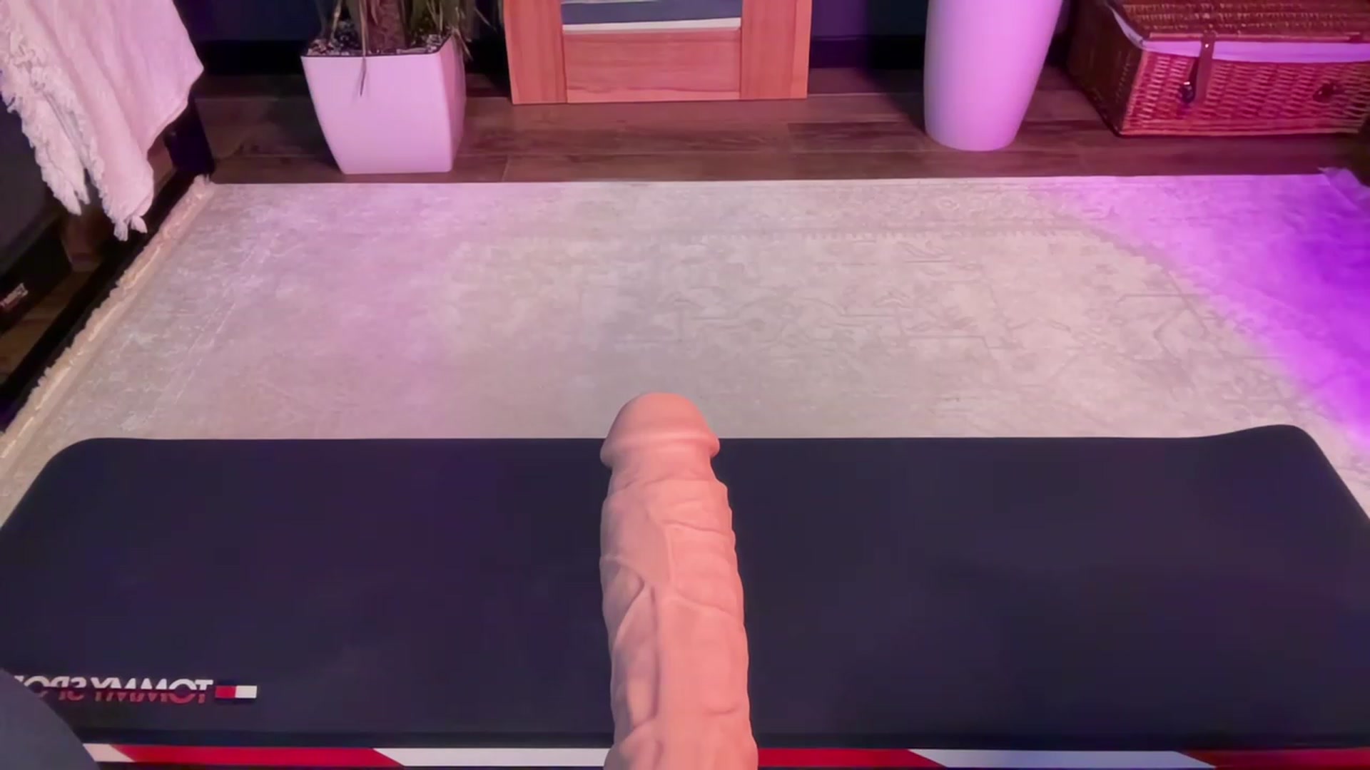 Gallery image thumbnail from YogaTantra's myfreecams stream on, 02/16/2023, 06:17 image 7 of 20