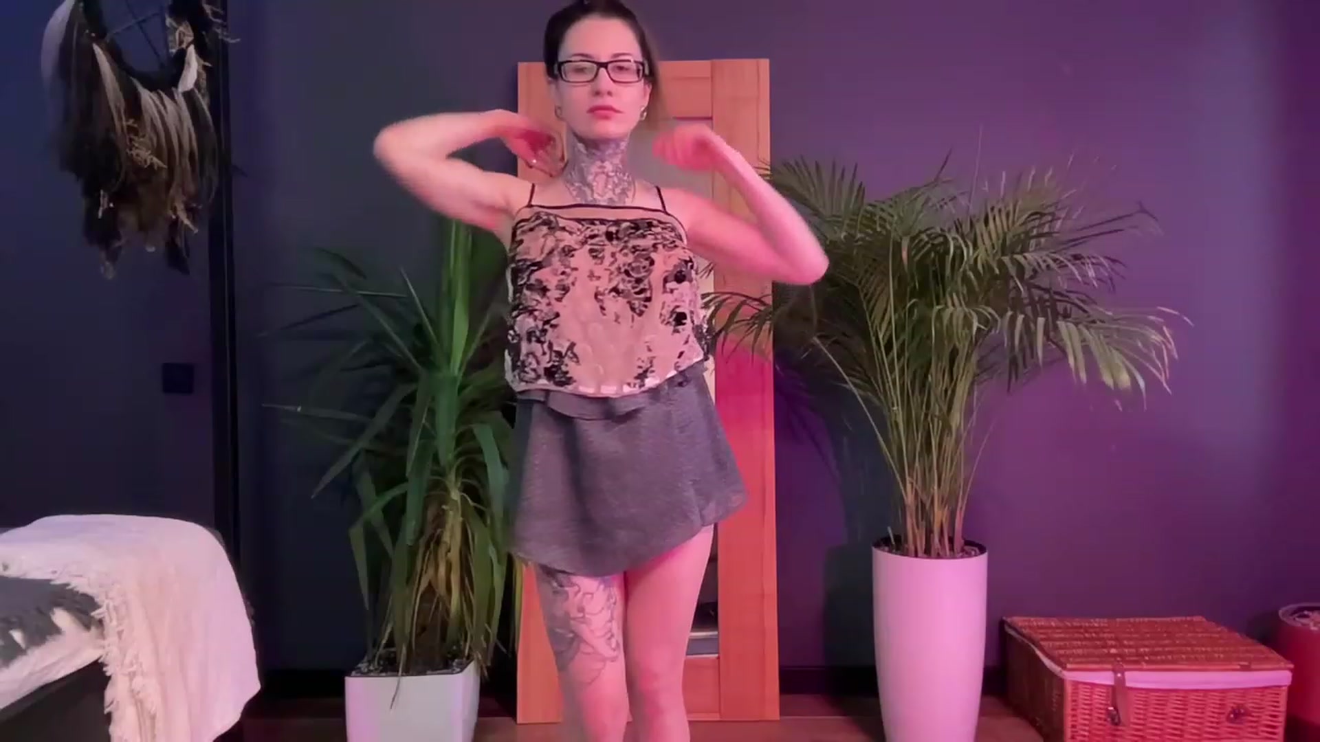 Gallery image thumbnail from YogaTantra's myfreecams stream on, 02/16/2023, 06:17 image 10 of 20