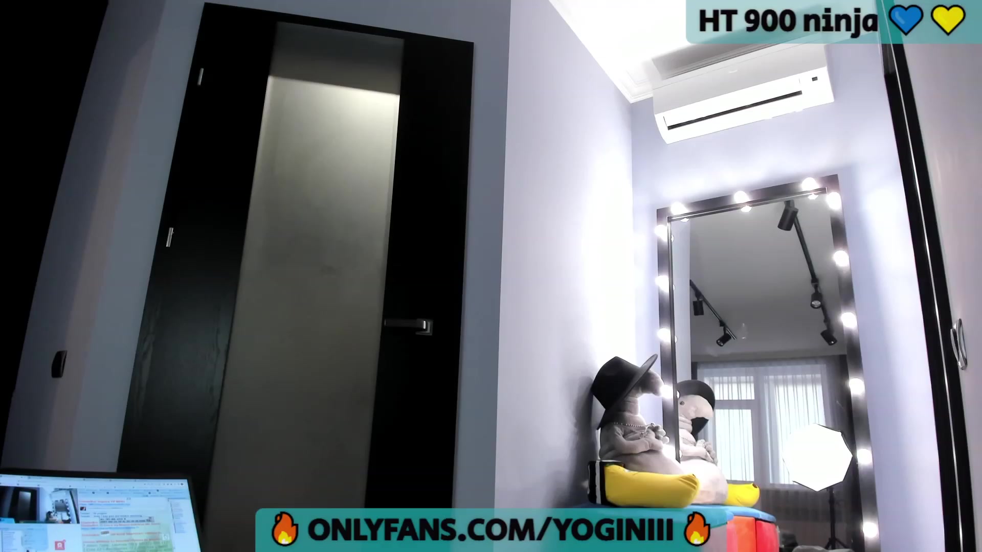 Gallery image thumbnail from Yoginii's myfreecams stream on, 11/19/2022, 10:46 image 16 of 20