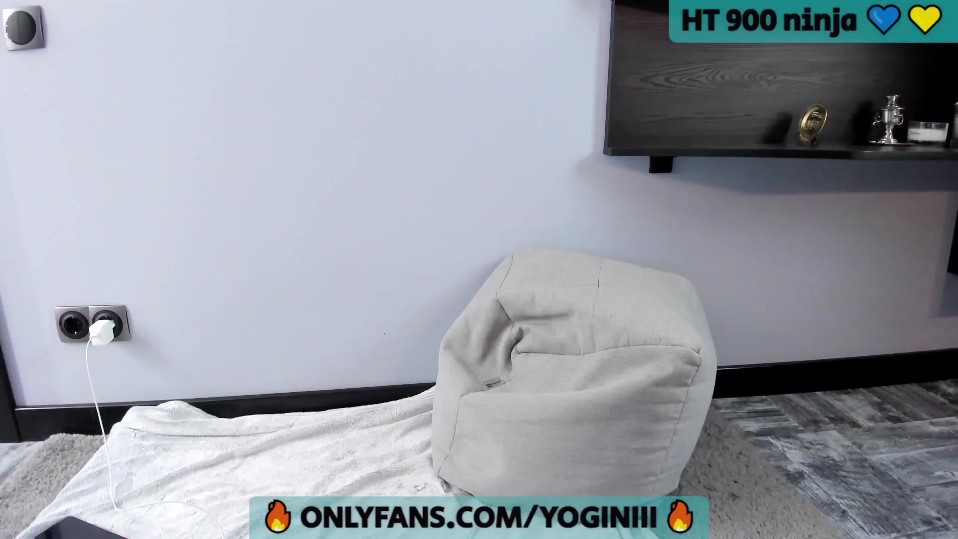 Gallery image thumbnail from Yoginii's myfreecams stream on, 11/19/2022, 10:46 image 8 of 20
