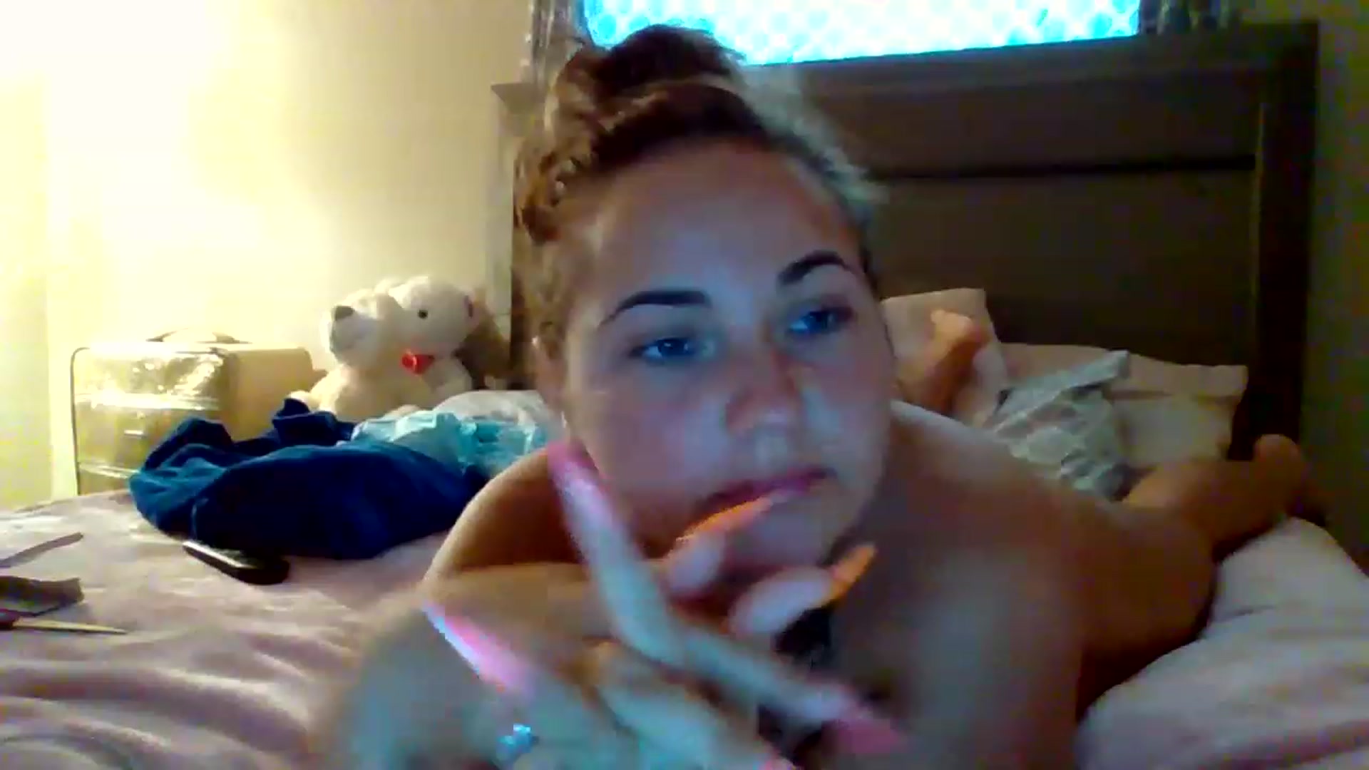 Gallery image thumbnail from Yoitso's myfreecams stream on, 06/19/2023, 11:54 image 18 of 20