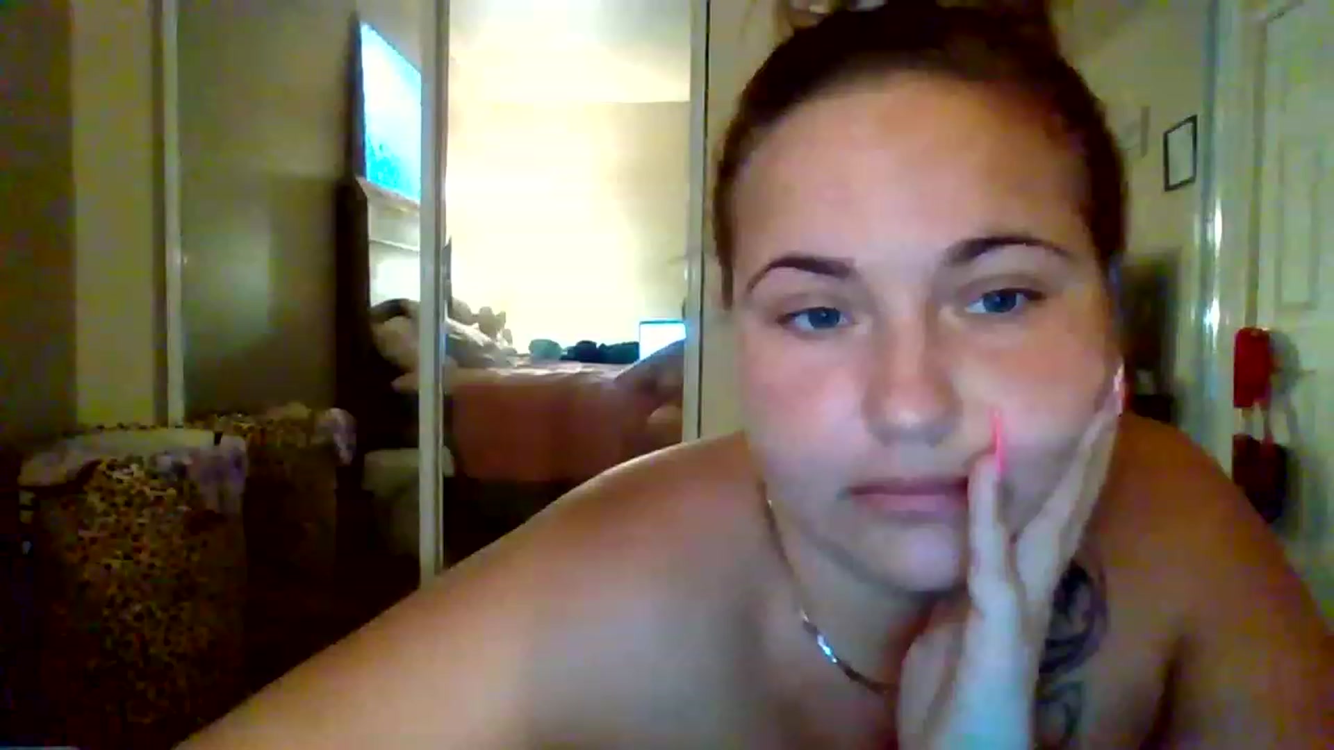 Gallery image thumbnail from Yoitso's myfreecams stream on, 06/19/2023, 11:54 image 3 of 20