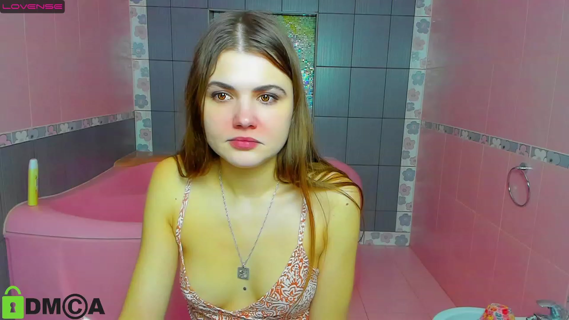 Gallery image thumbnail from Yongprincess's myfreecams stream on, 12/21/2022, 12:19 image 18 of 20