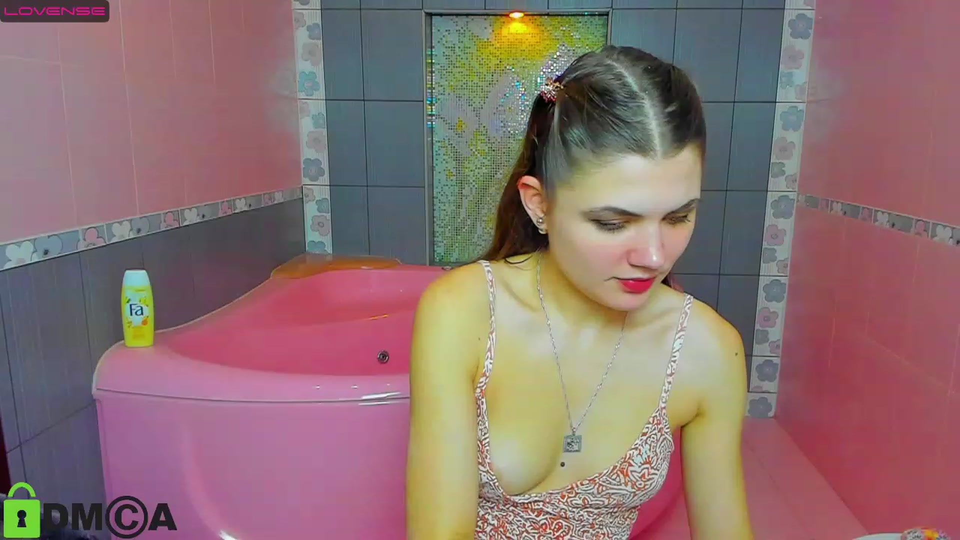 Gallery image thumbnail from Yongprincess's myfreecams stream on, 01/07/2023, 11:35 image 17 of 20